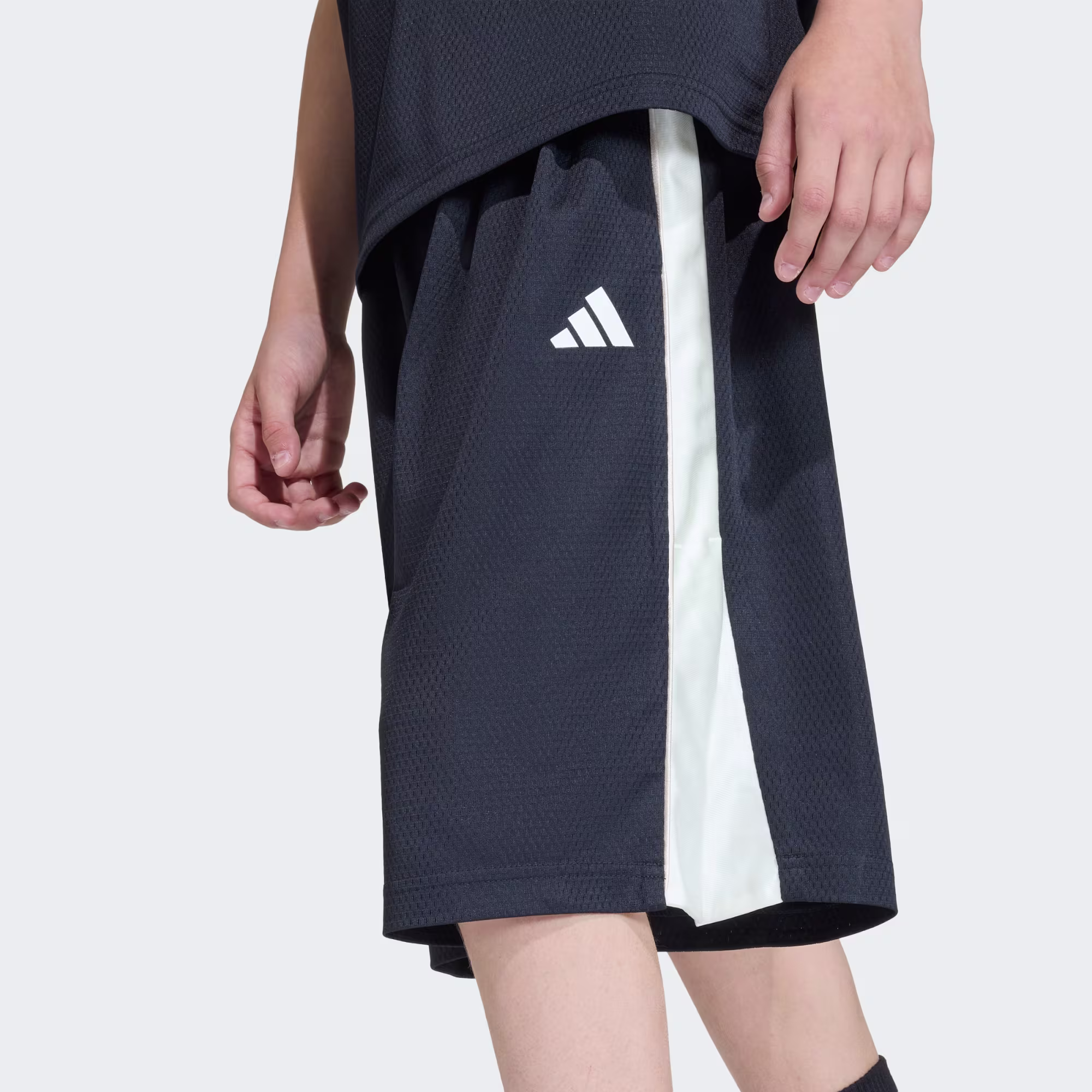 Adidas ბავშვის შორტი