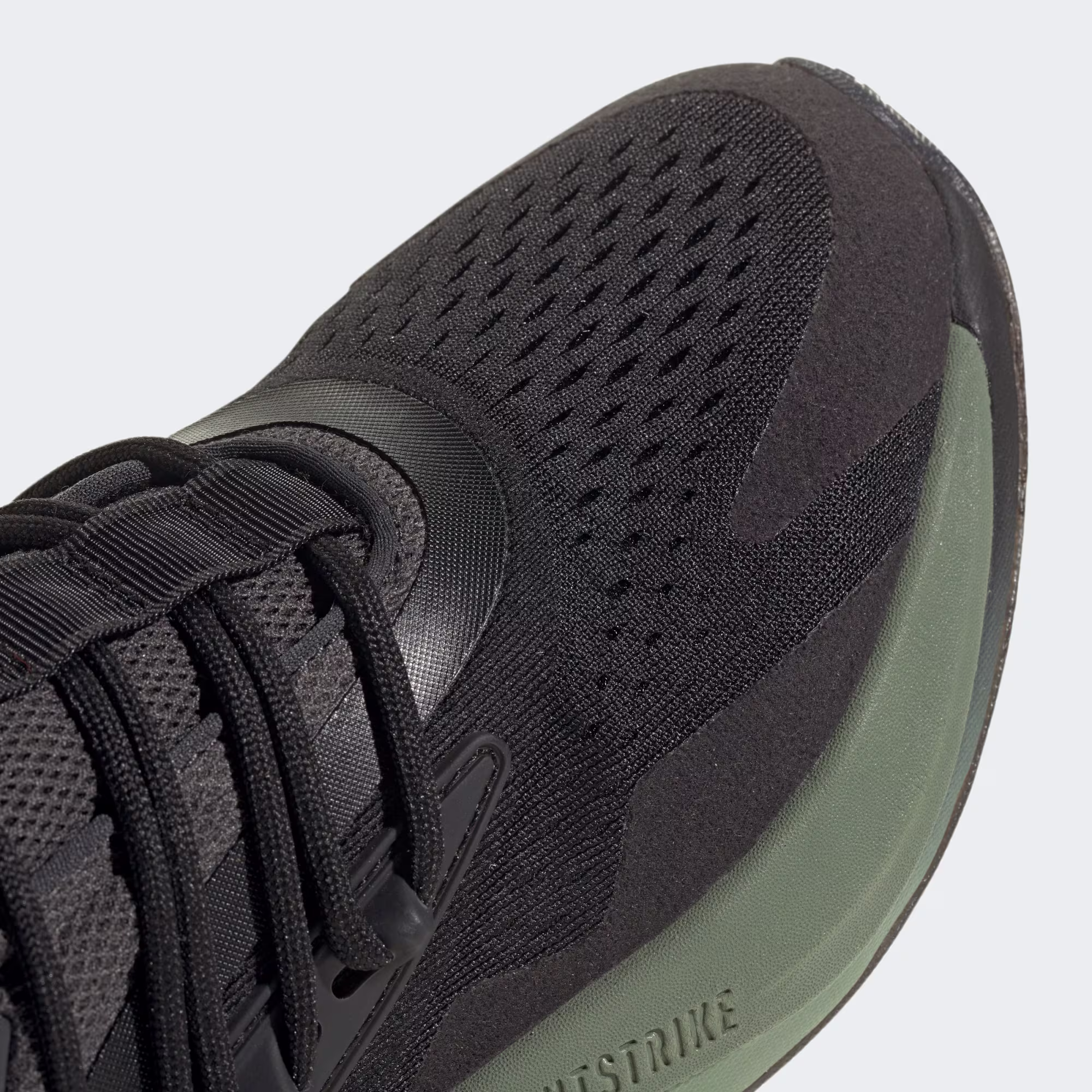 Adidas მამაკაცის სპორტული ფეხსაცმელი AlphaBoost V2