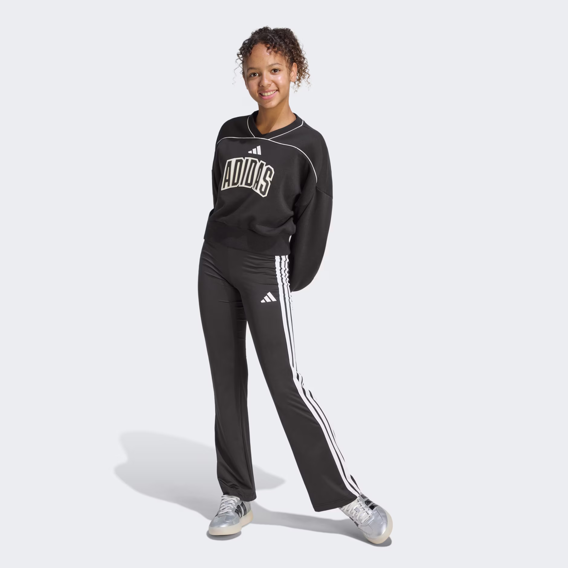 Adidas ბავშვის ჯემპრი