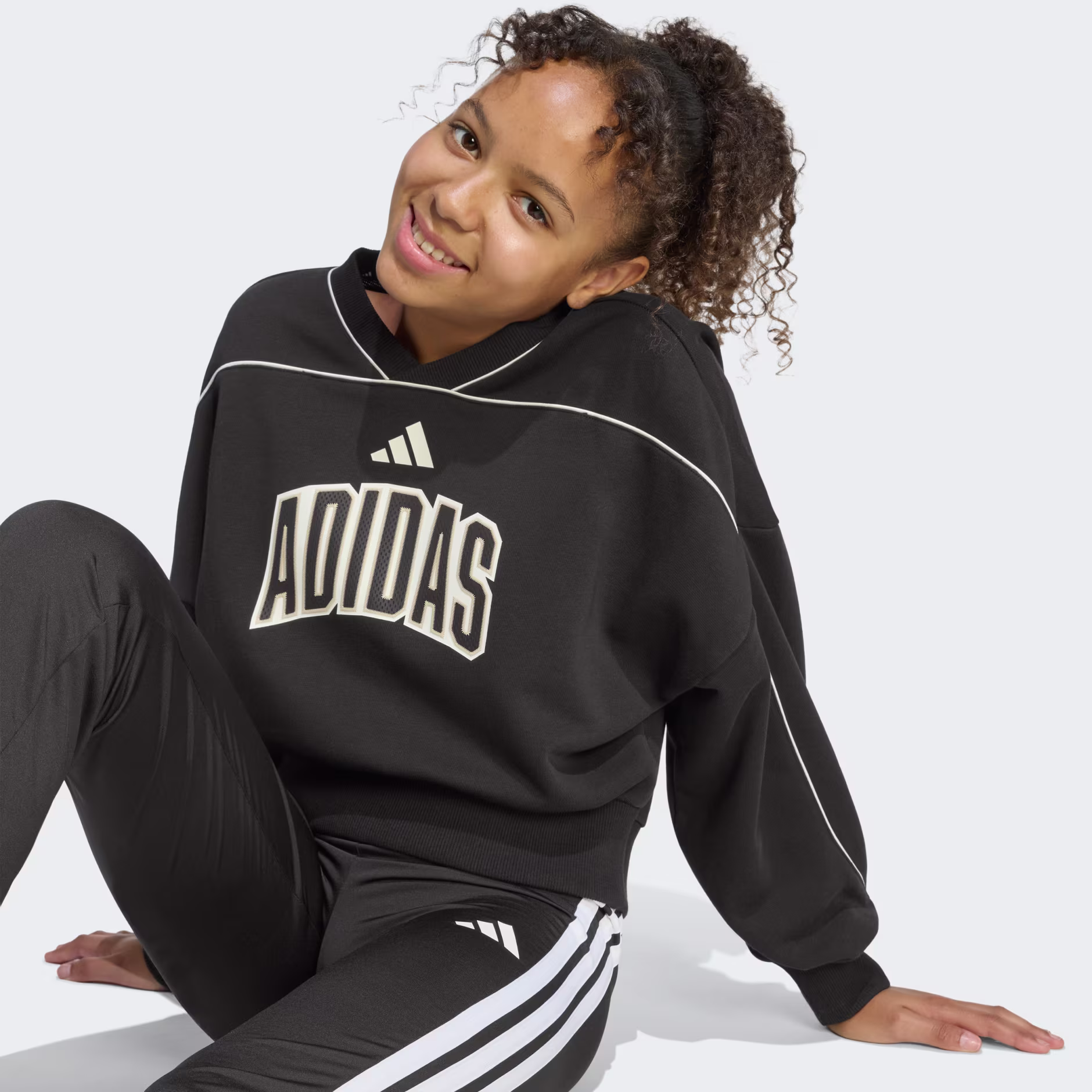 Adidas ბავშვის ჯემპრი