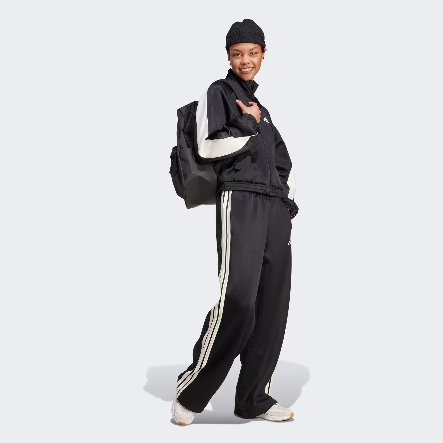 Adidas ქალის ჯემპრი