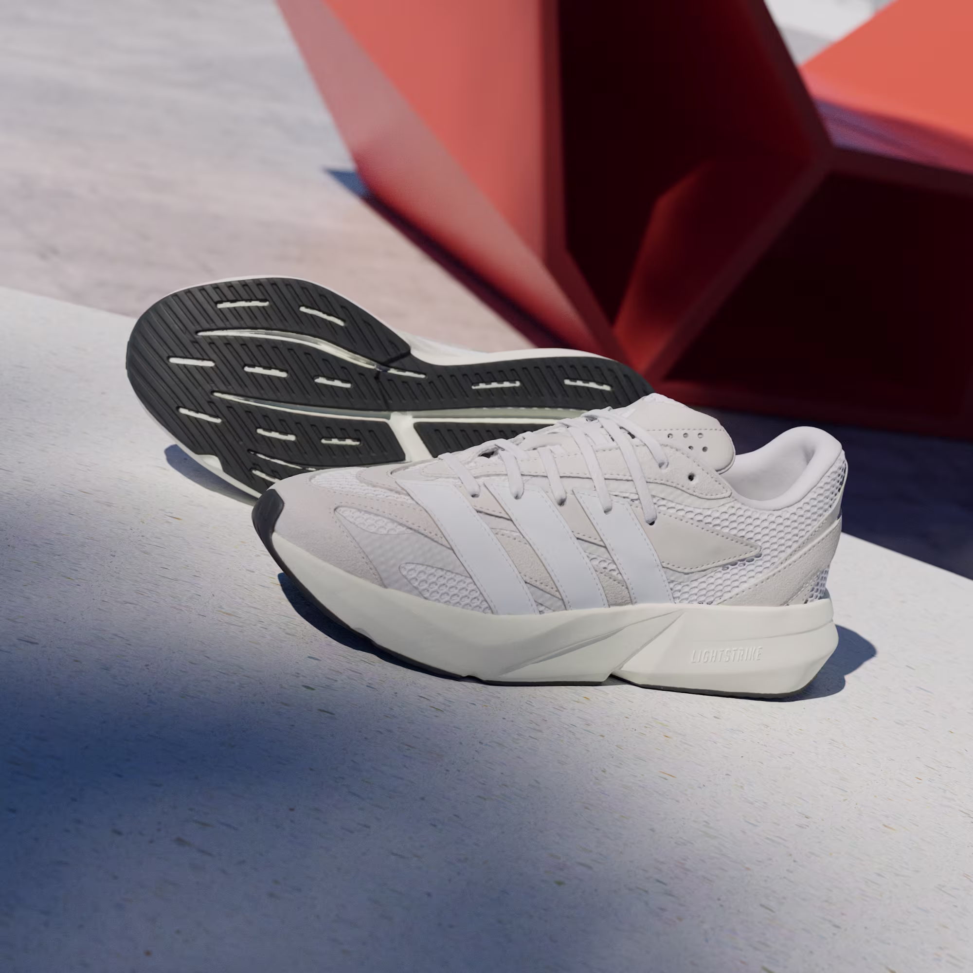 Adidas მამაკაცის სპორტული ფეხსაცმელი