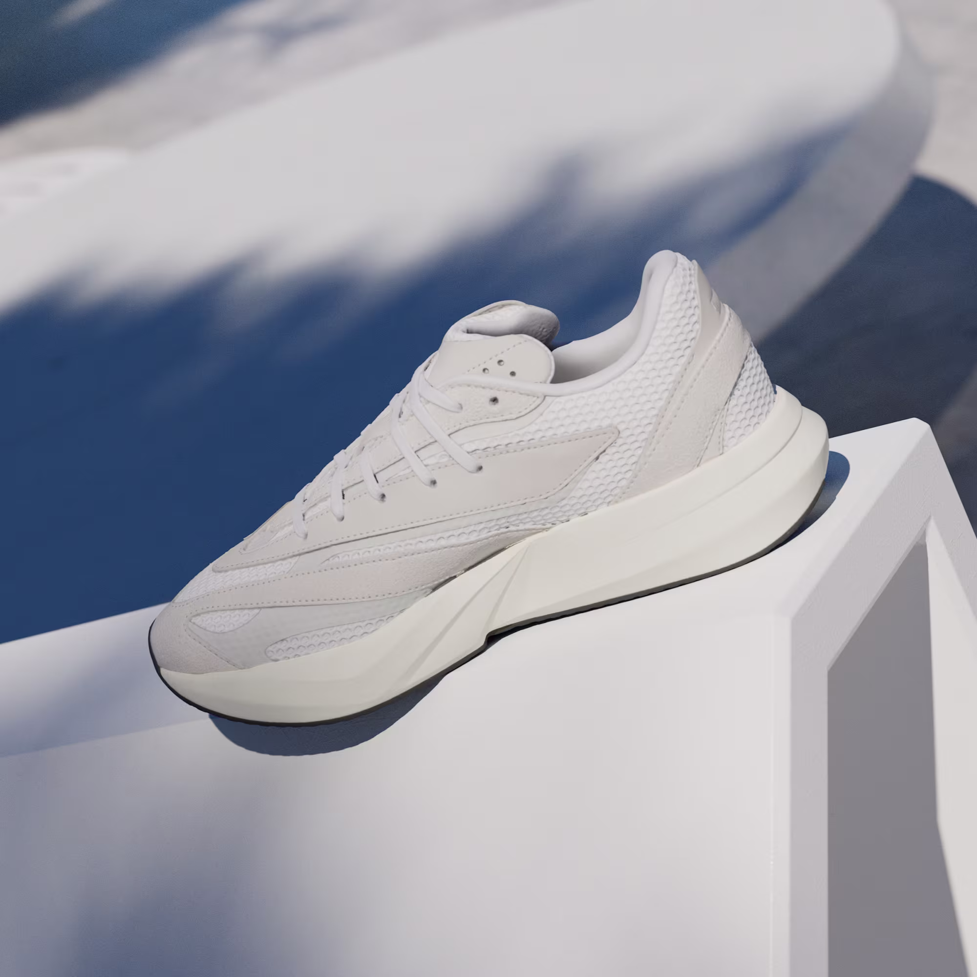 Adidas მამაკაცის სპორტული ფეხსაცმელი
