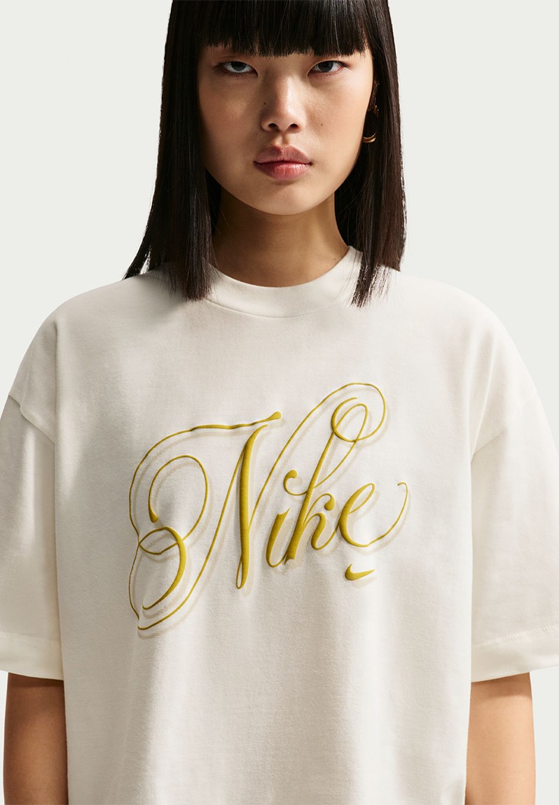 Nike ქალის მაისური