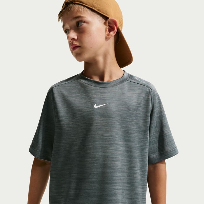 Nike ბავშვის მაისური