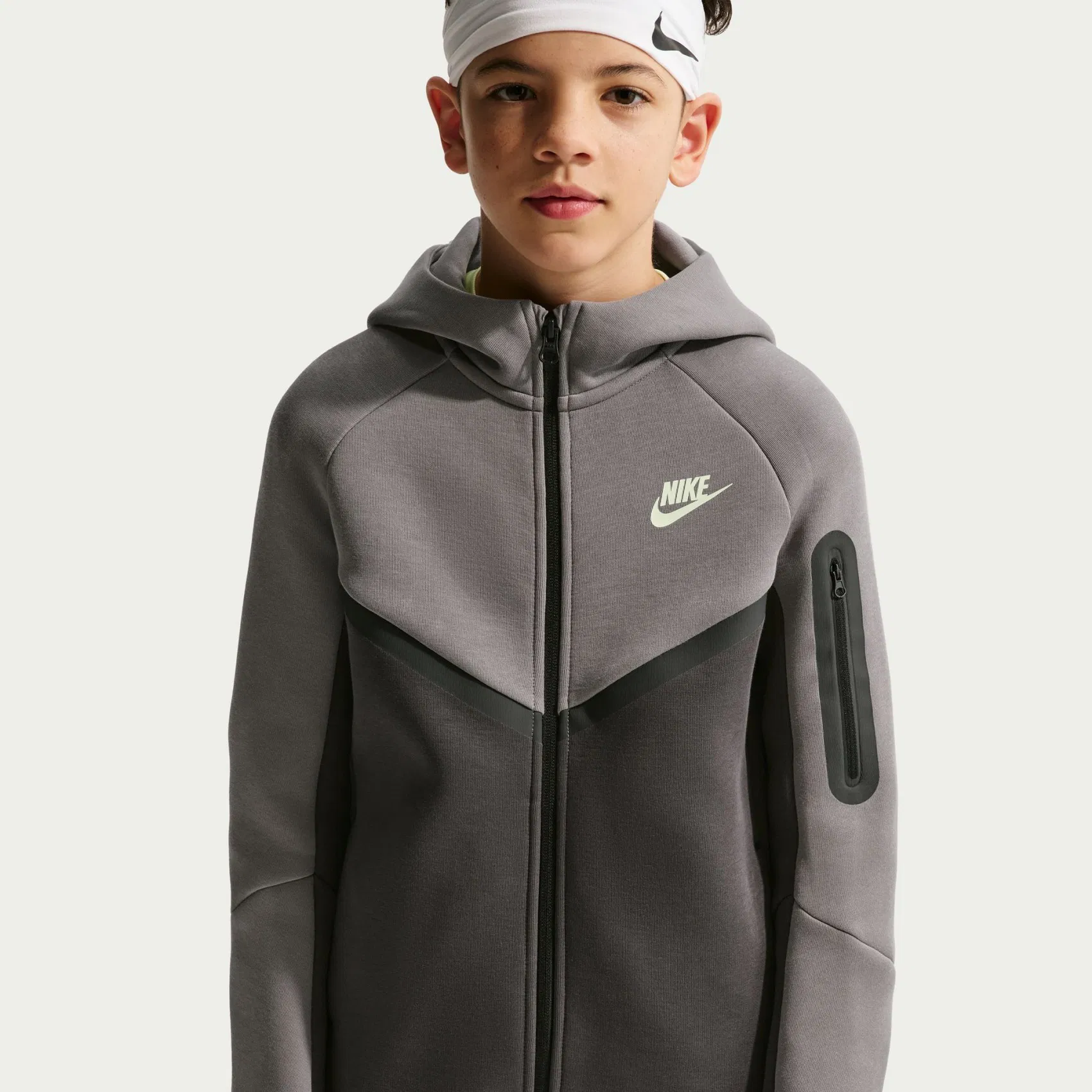 Nike ბავშვის ჯემპრი