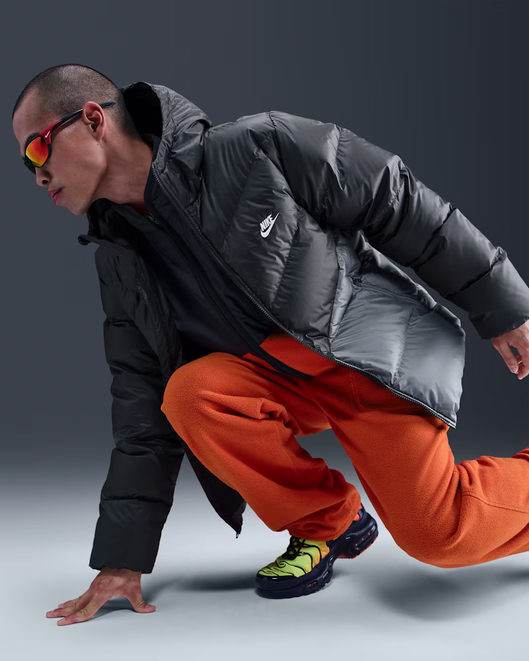 Nike მამაკაცის ქურთუკი M NK WINDRUNNER STMNT DWN JKT