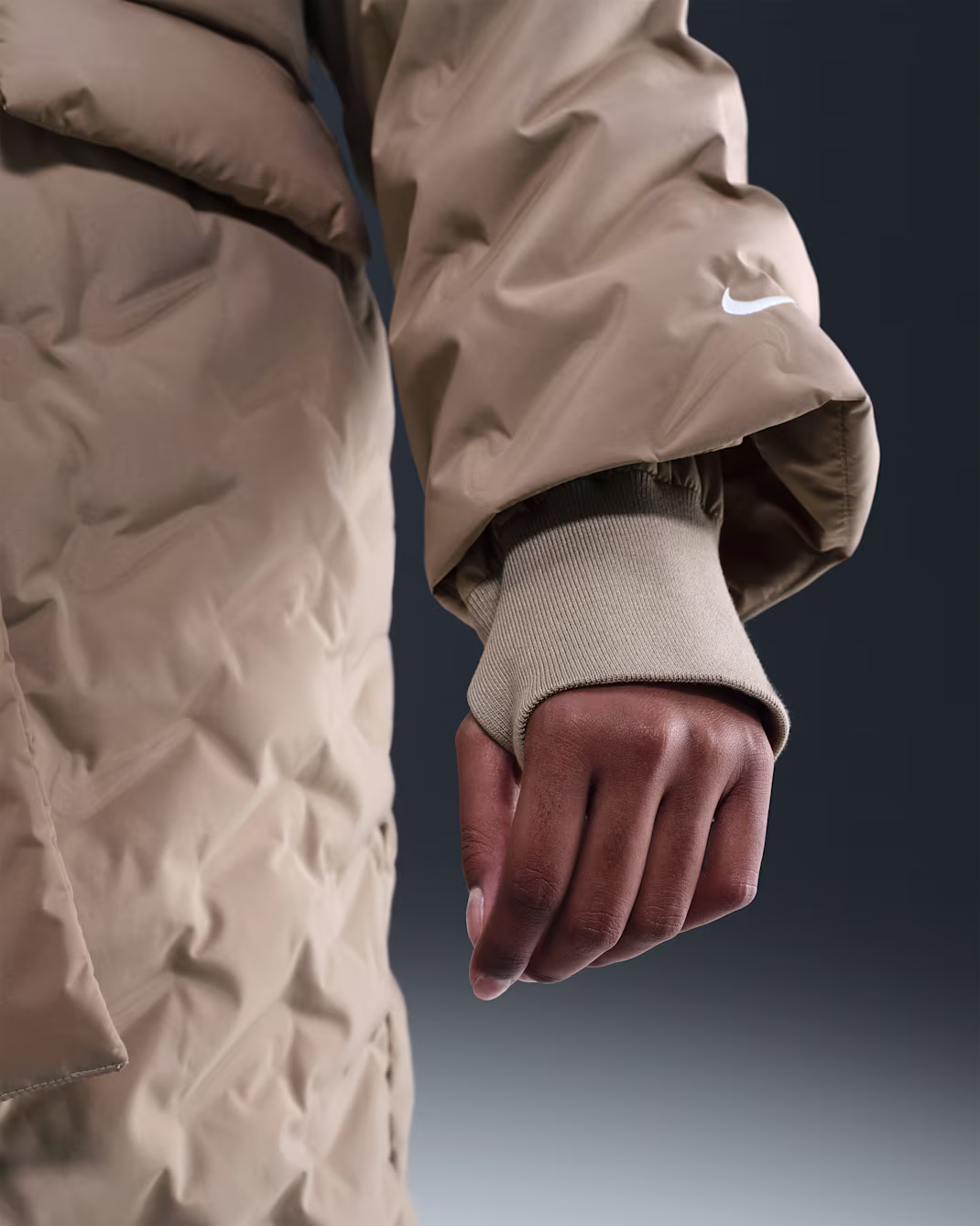 Nike ქალის ქურთუკი
