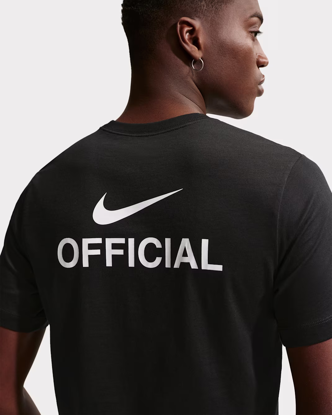 Nike მამაკაცის მაისური