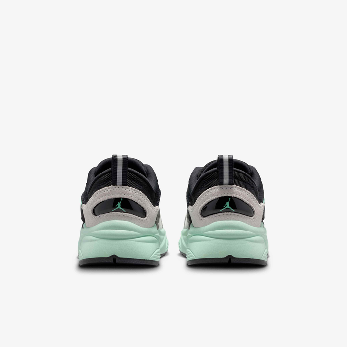 Nike ბავშვის სპორტული ფეხსაცმელი