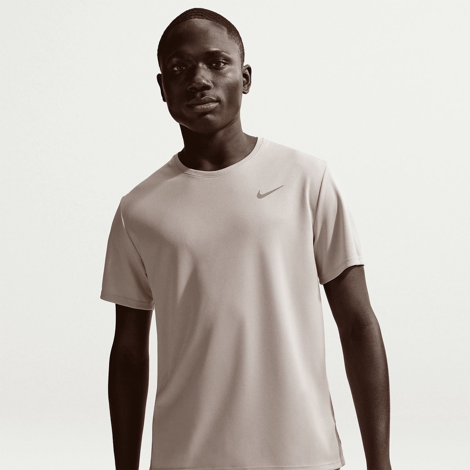 Nike მამაკაცის მაისური