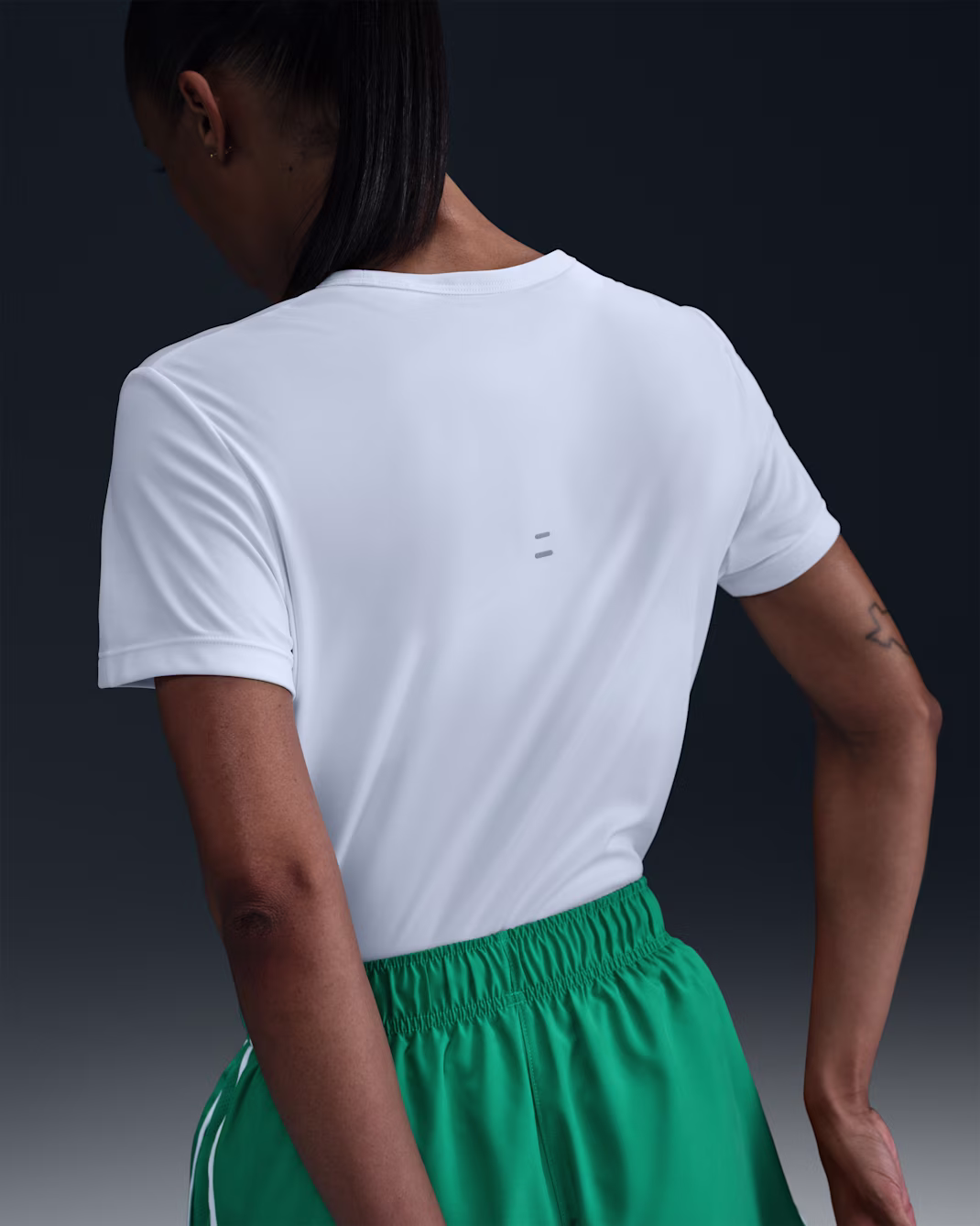 Nike ქალის მაისური