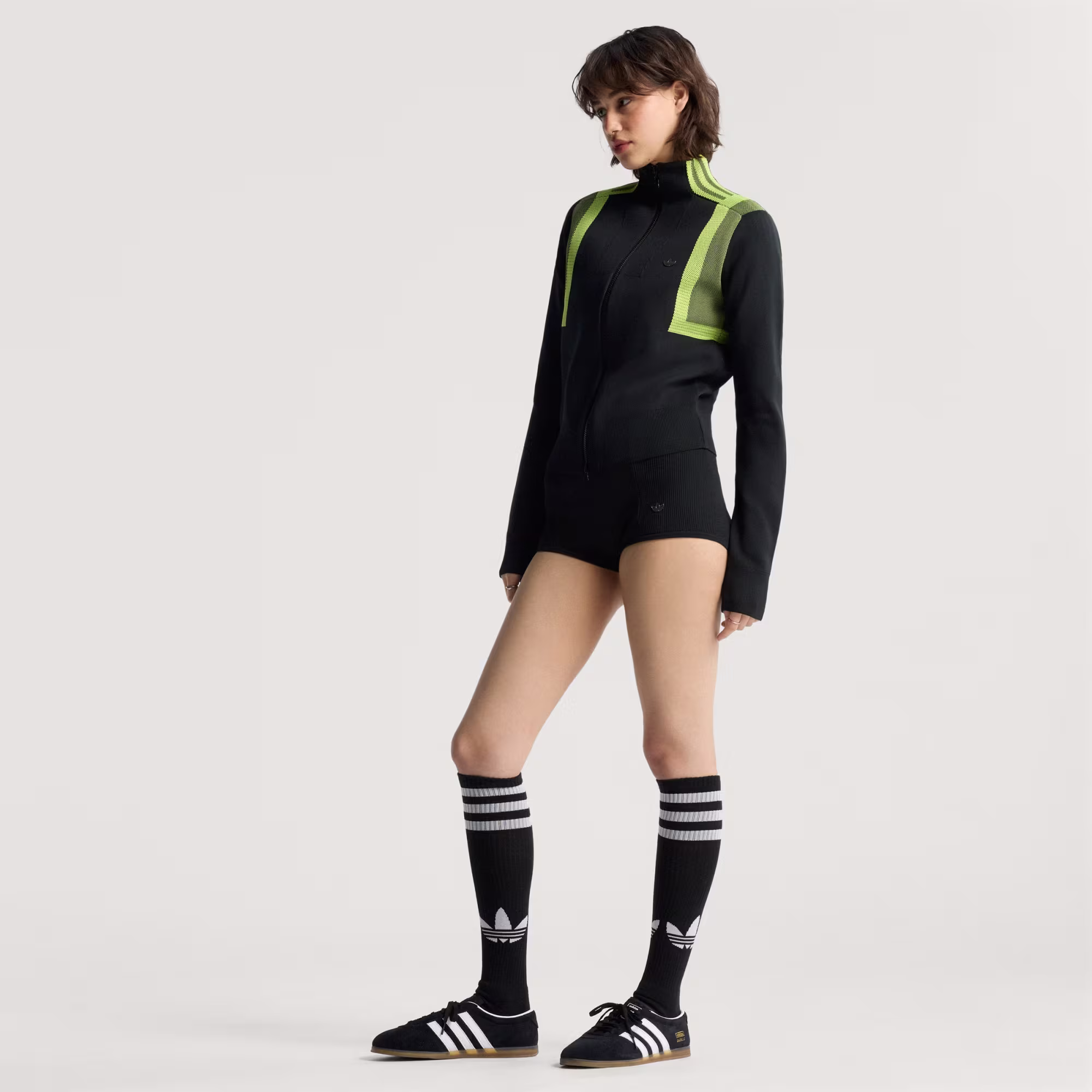Adidas ქალის ჯემპრი