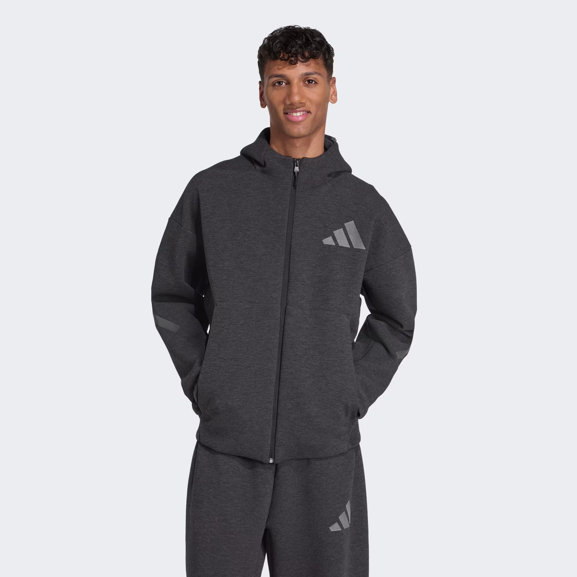 Adidas მამაკაცის ჯემპრი
