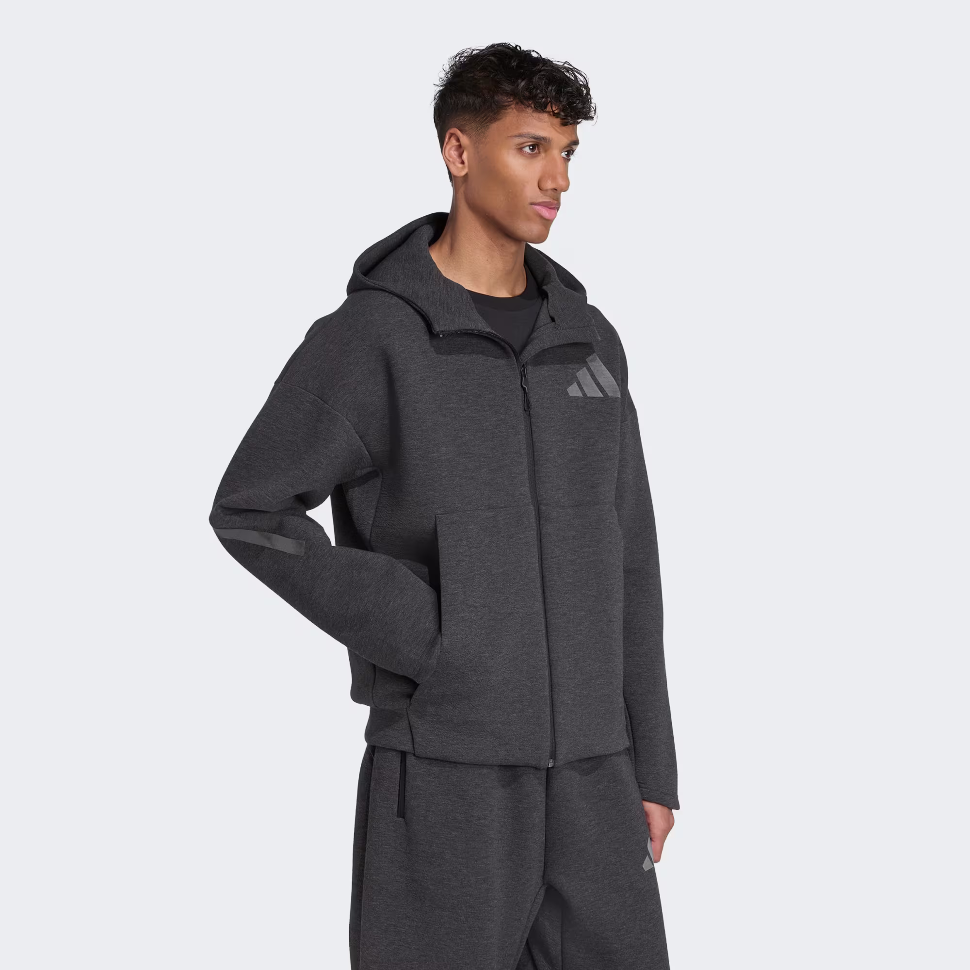 Adidas მამაკაცის ჯემპრი