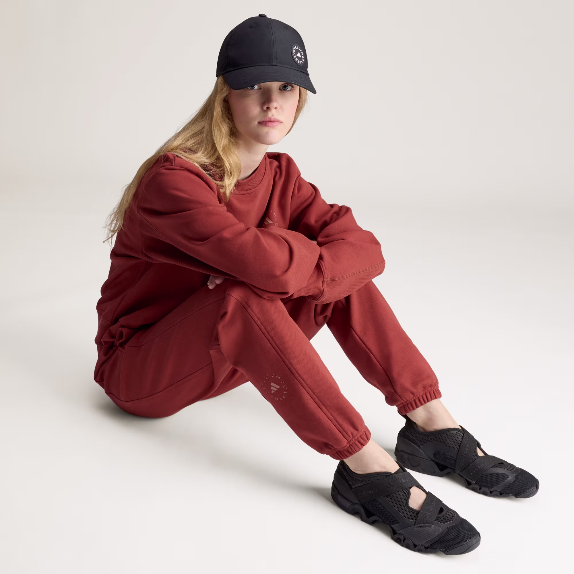 Adidas ქალის შარვალი