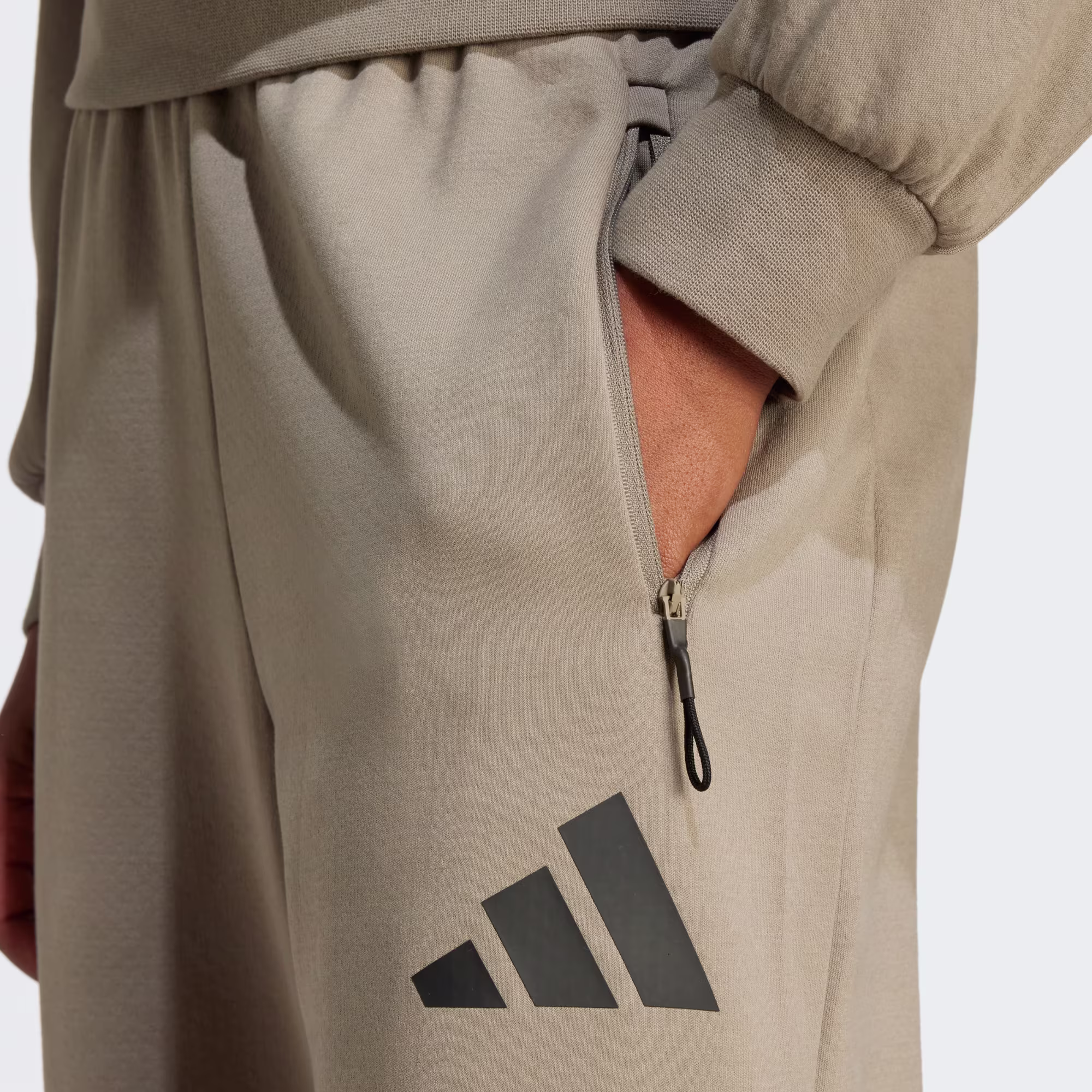 Adidas მამაკაცის შარვალი W Z.N.E. BAR PT