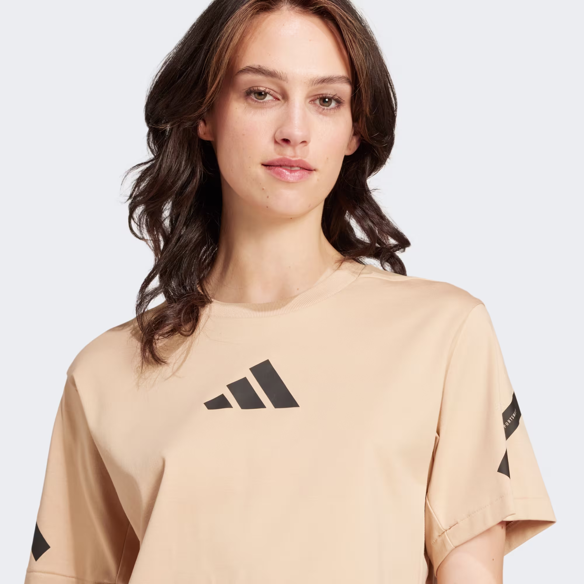 Adidas ქალის მაისური W Z.N.E. TEE