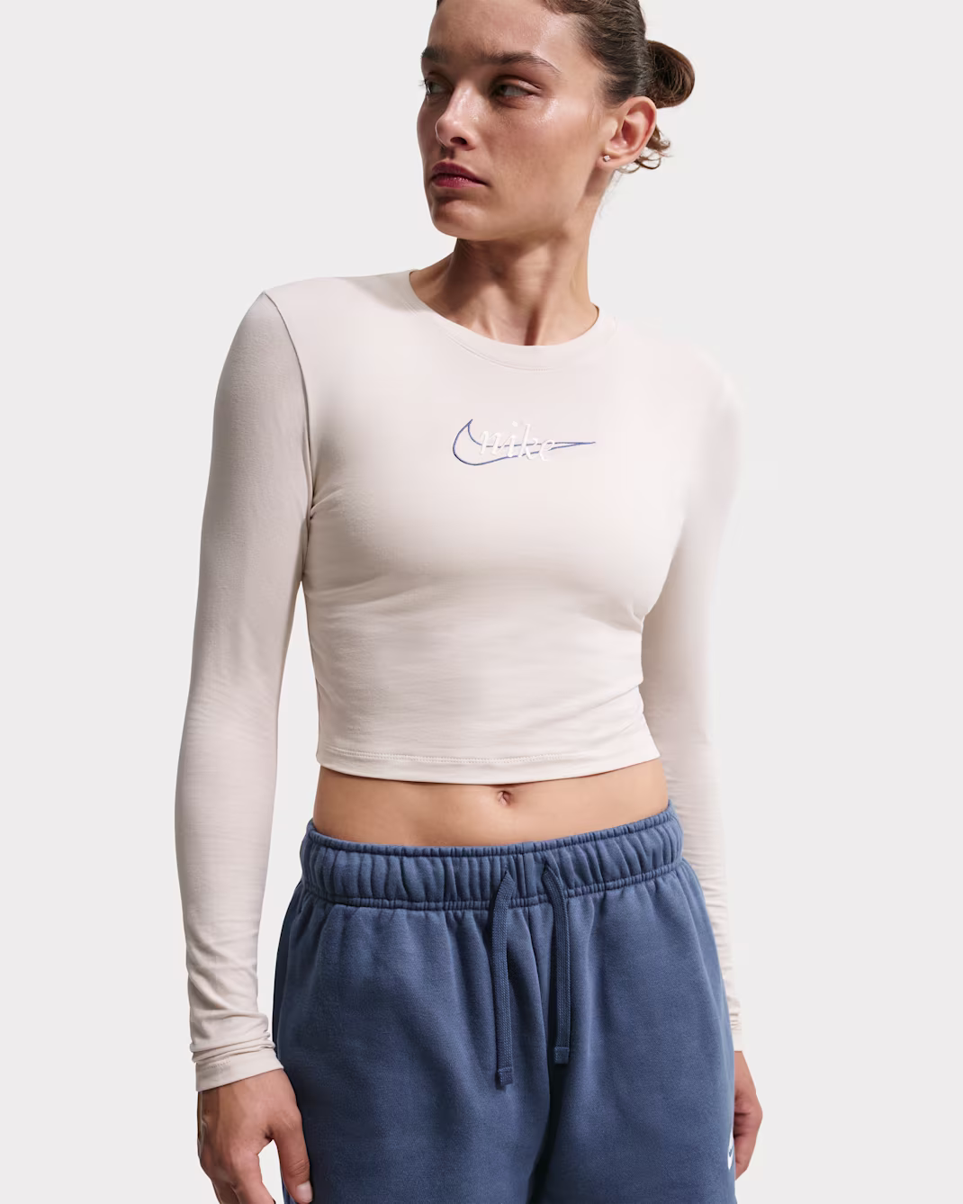 Nike ქალის მაისური W NSW PHOENIX SS TEE CC