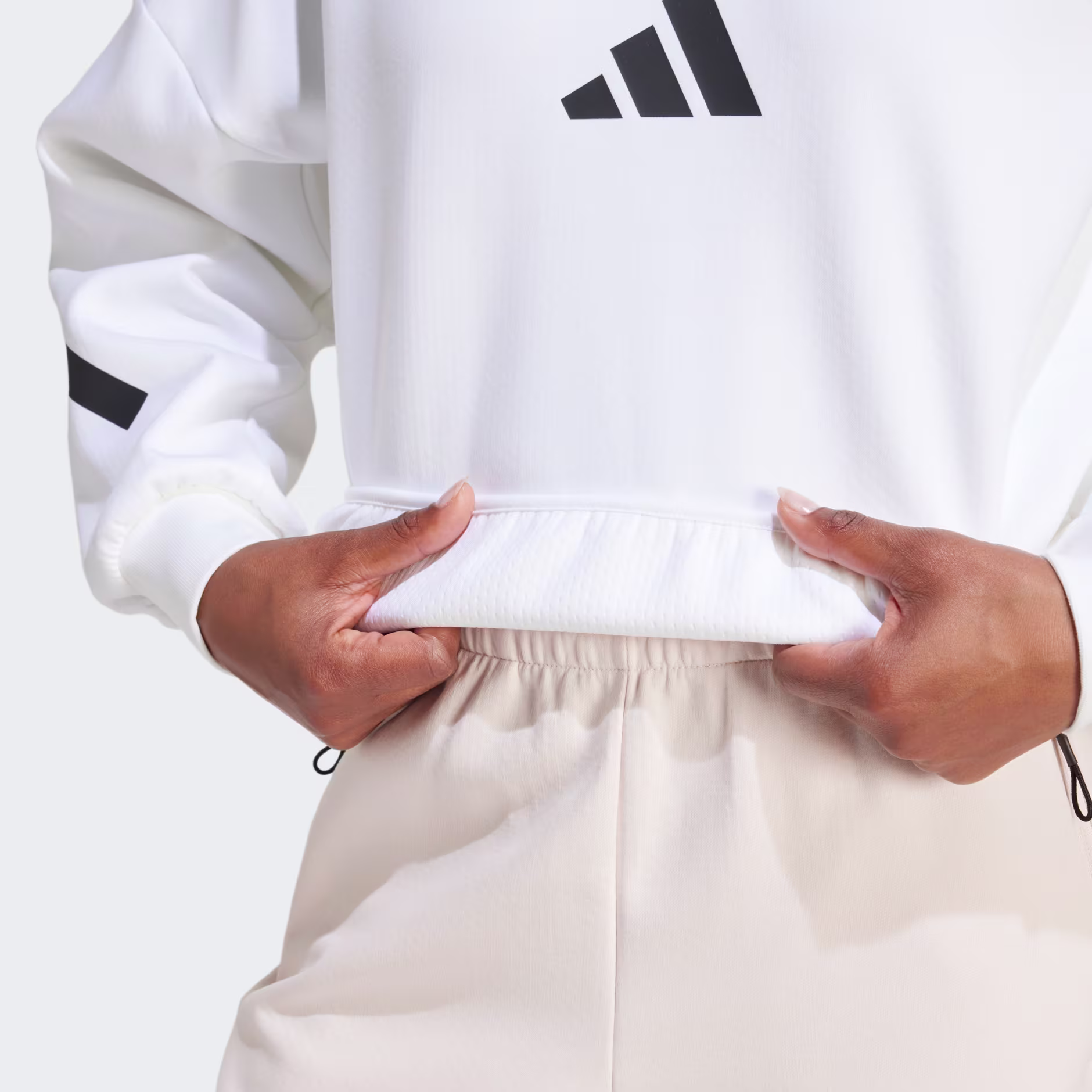 Adidas ქალის ჯემპრი W Z.N.E. SWT