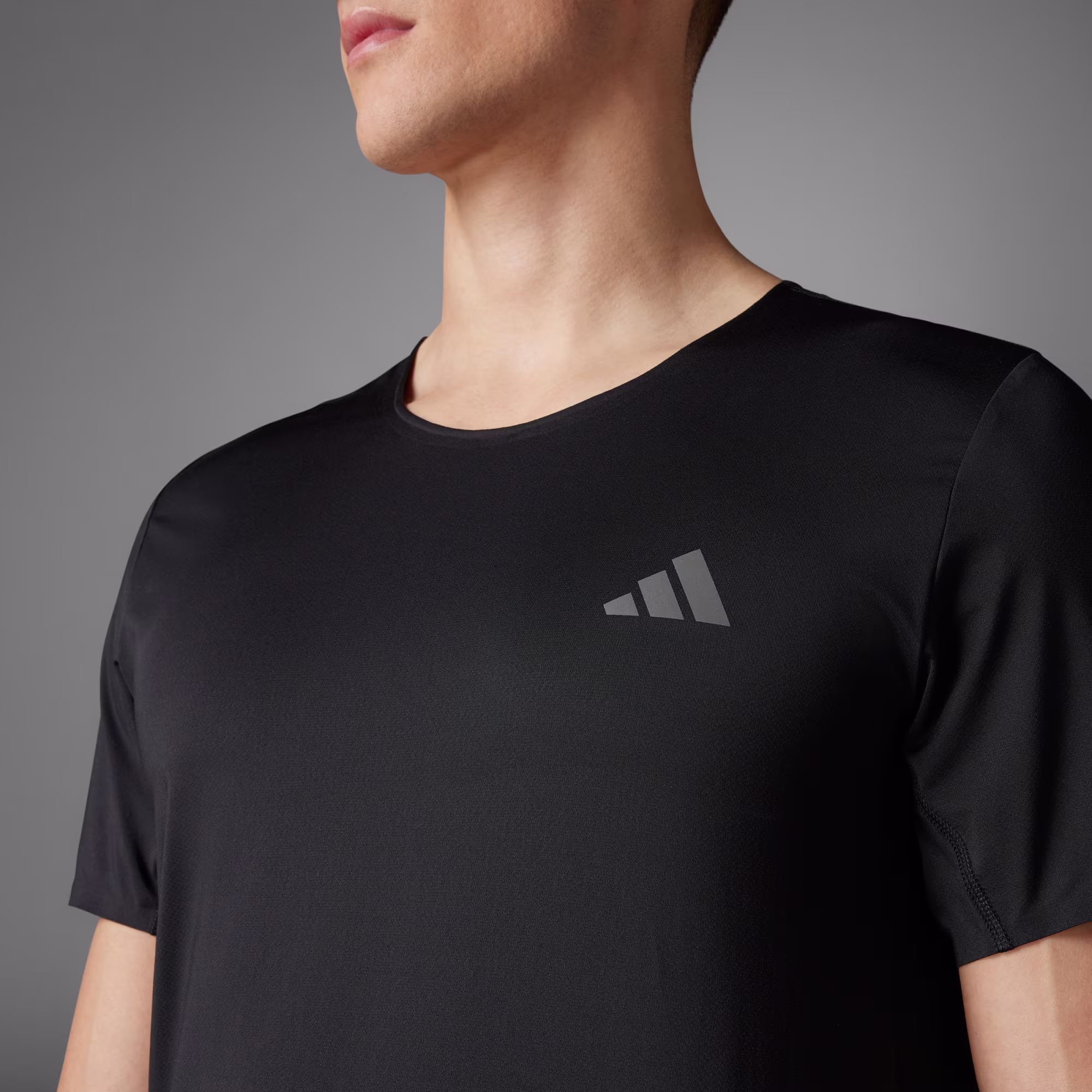 Adidas მამაკაცის მაისური ADIZERO TEE