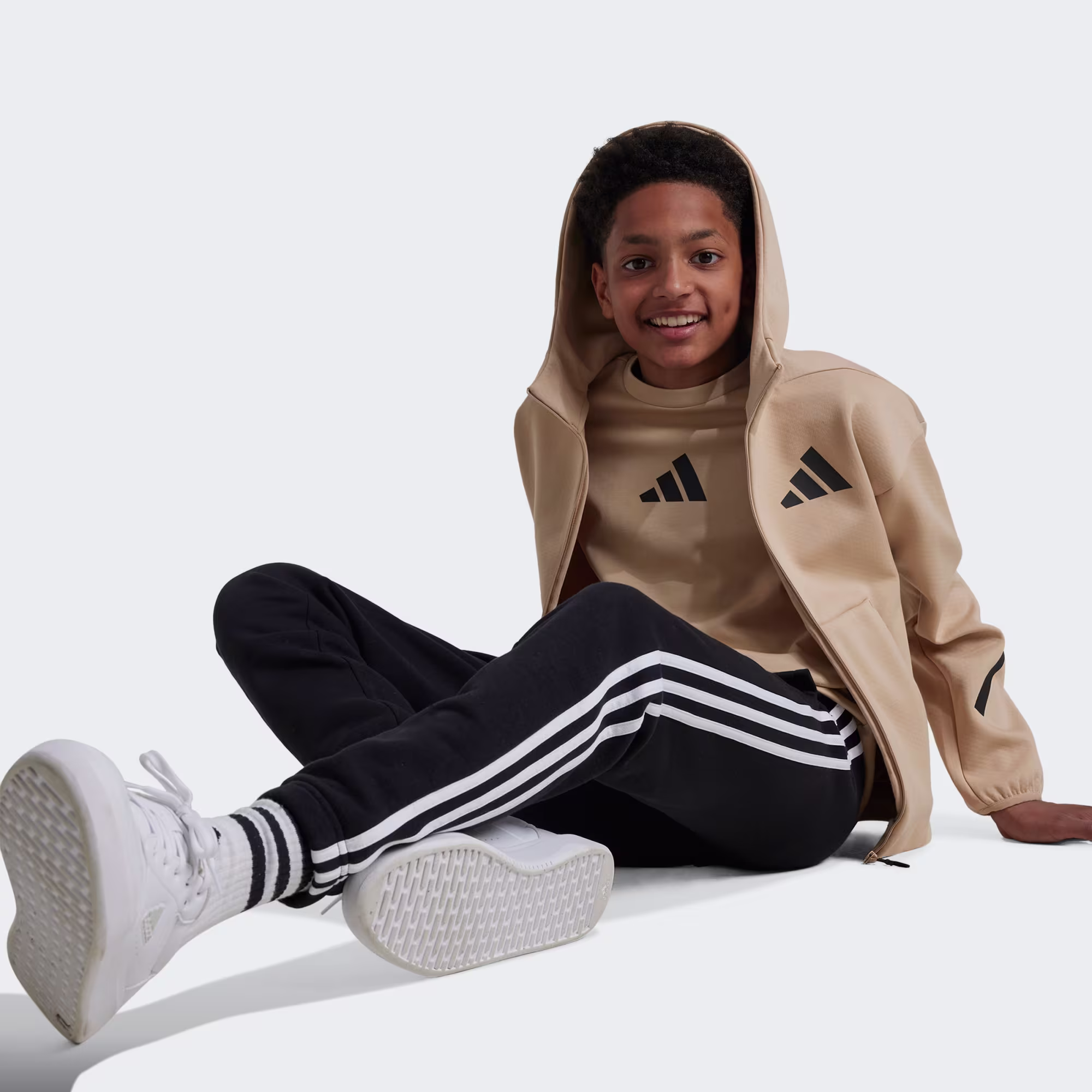 Adidas ბავშვის ჯემპრი J Z.N.E.FZ