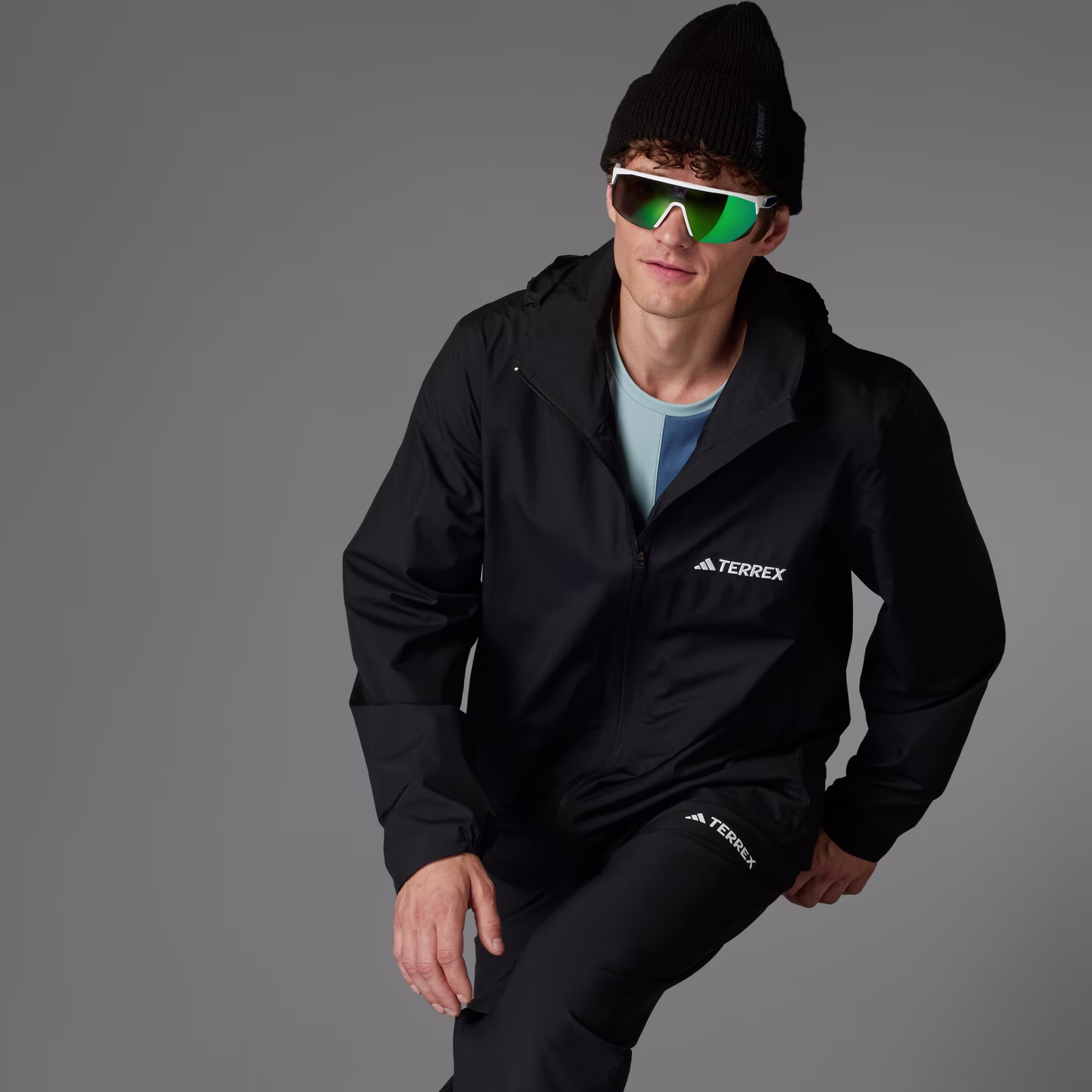 Adidas მამაკაცის ქურთუკი MT ESS 2L R JKT