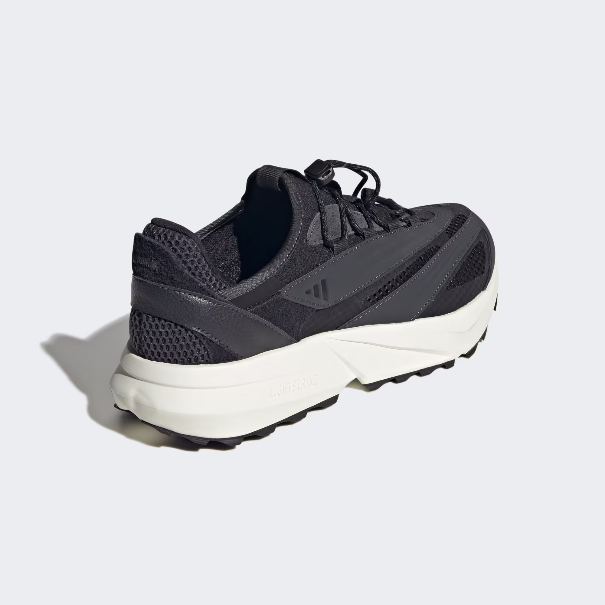 Adidas მამაკაცის სპორტული ფეხსაცმელი LIGHTBLAZE VISTA