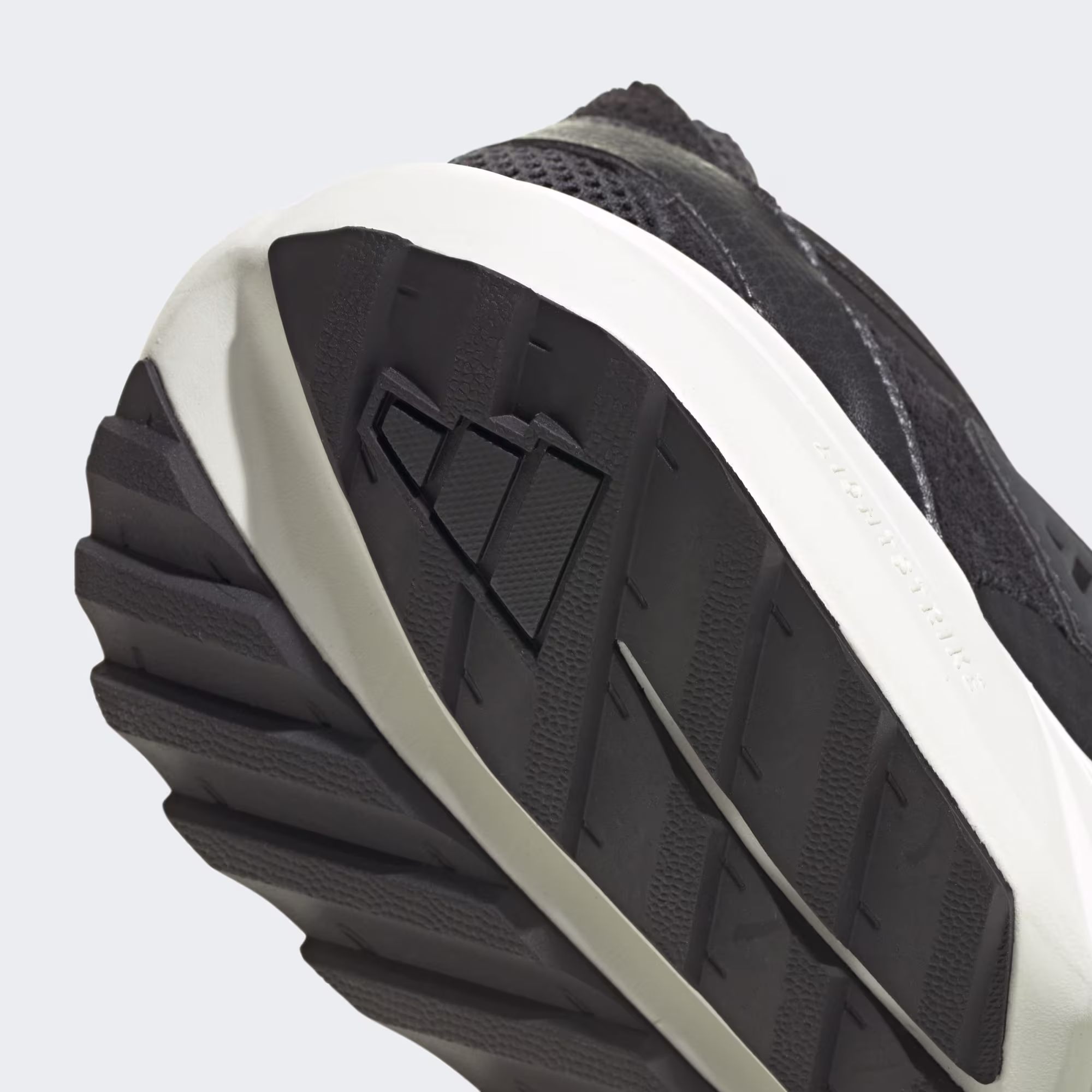 Adidas მამაკაცის სპორტული ფეხსაცმელი LIGHTBLAZE VISTA
