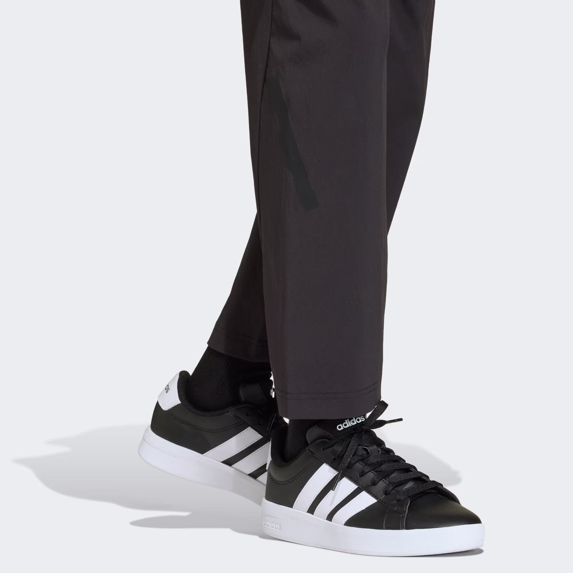 Adidas ბავშვის შარვალი J Z.N.E. WV PT