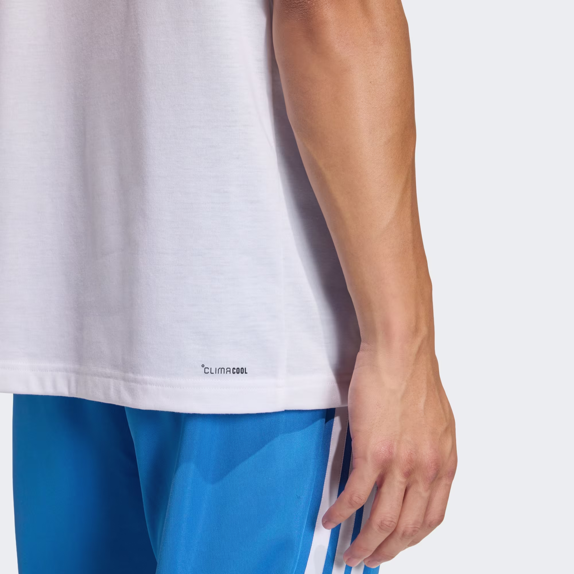 Adidas მამაკაცის მაისური WE FR T