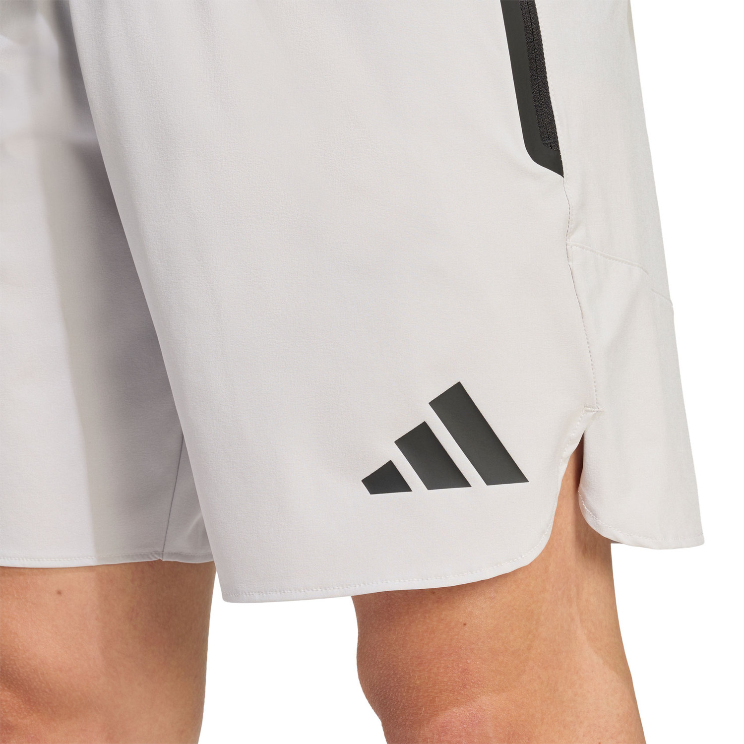 Adidas მამაკაცის შორტი TT SHORTS