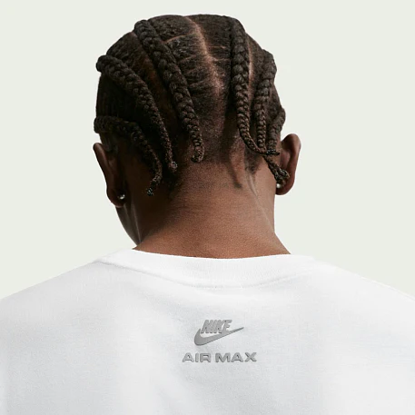 Nike მამაკაცის მაისური