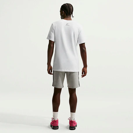 Nike მამაკაცის მაისური
