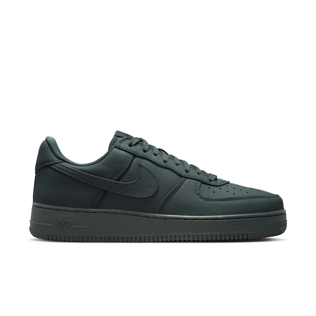 Nike მამაკაცის სპორტული ფეხსაცმელი