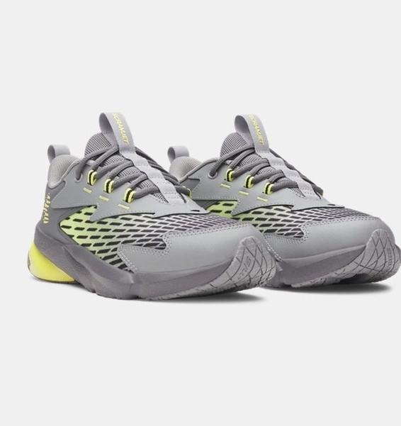 Under Armour მამაკაცის სპორტული ფეხსაცმელი