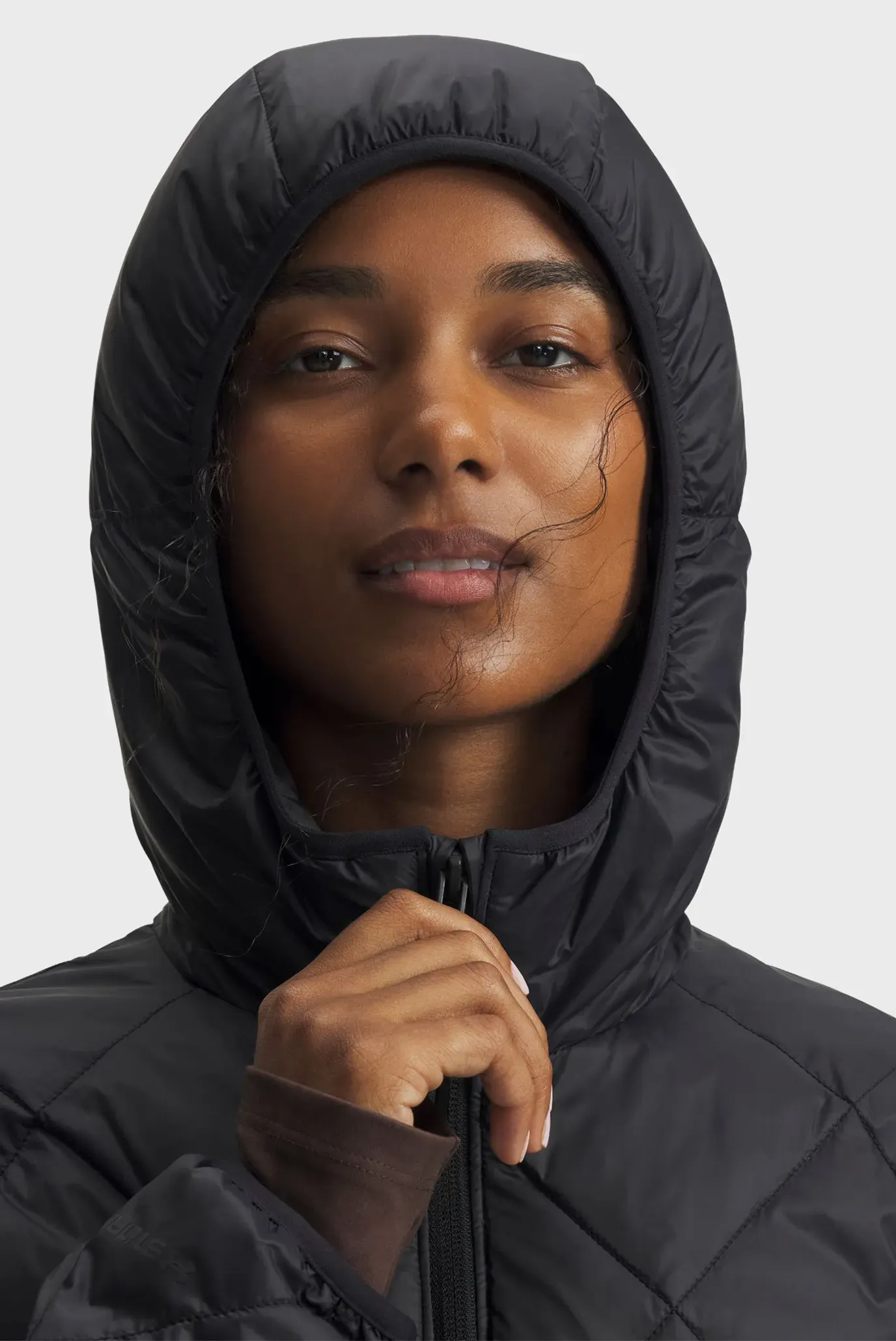 Under Armour ქალის  ქურთუკი