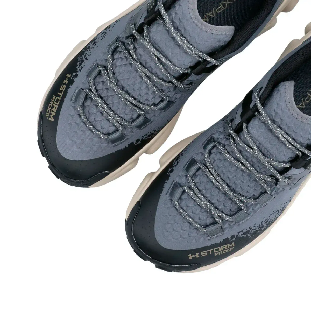 Under Armour მამაკაცის სპორტული ფეხსაცმელი