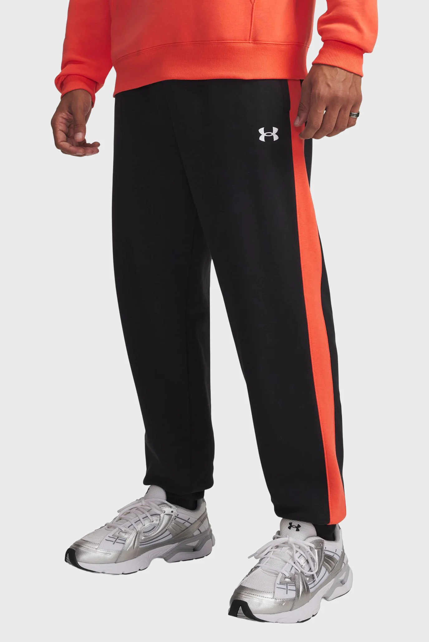 Under Armour მამაკაცის სპორტული შარვალი
