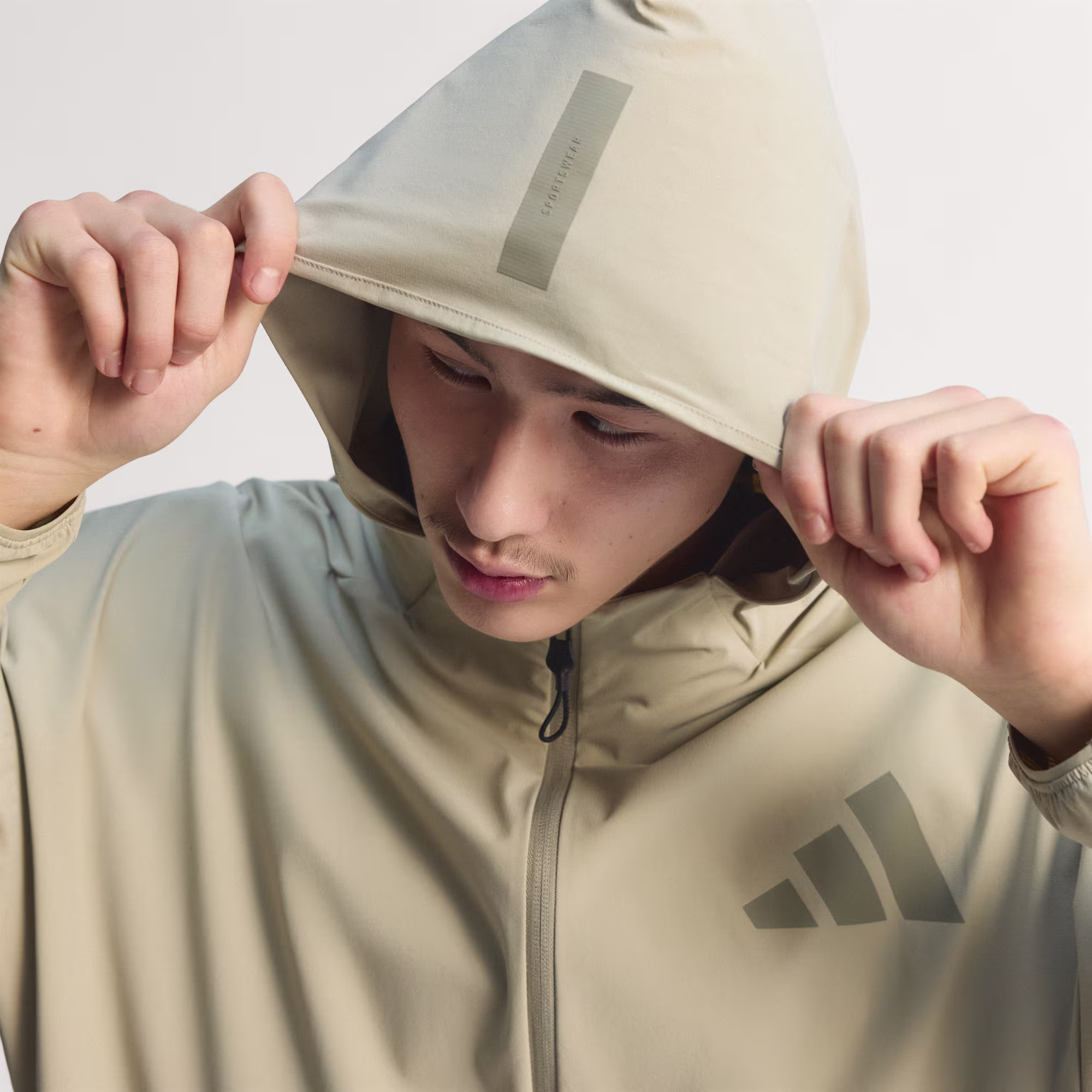 Adidas მამაკაცის ჯემპრი
