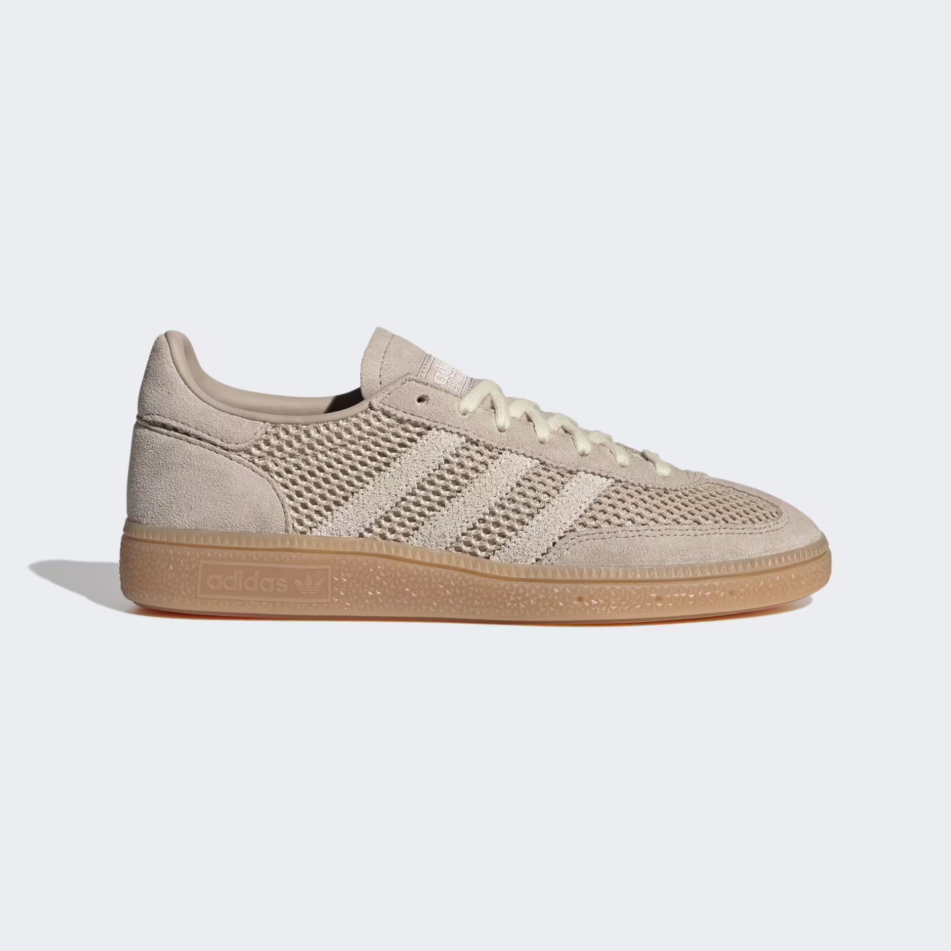 Adidas ქალის სპორტული ფეხსაცმელი
