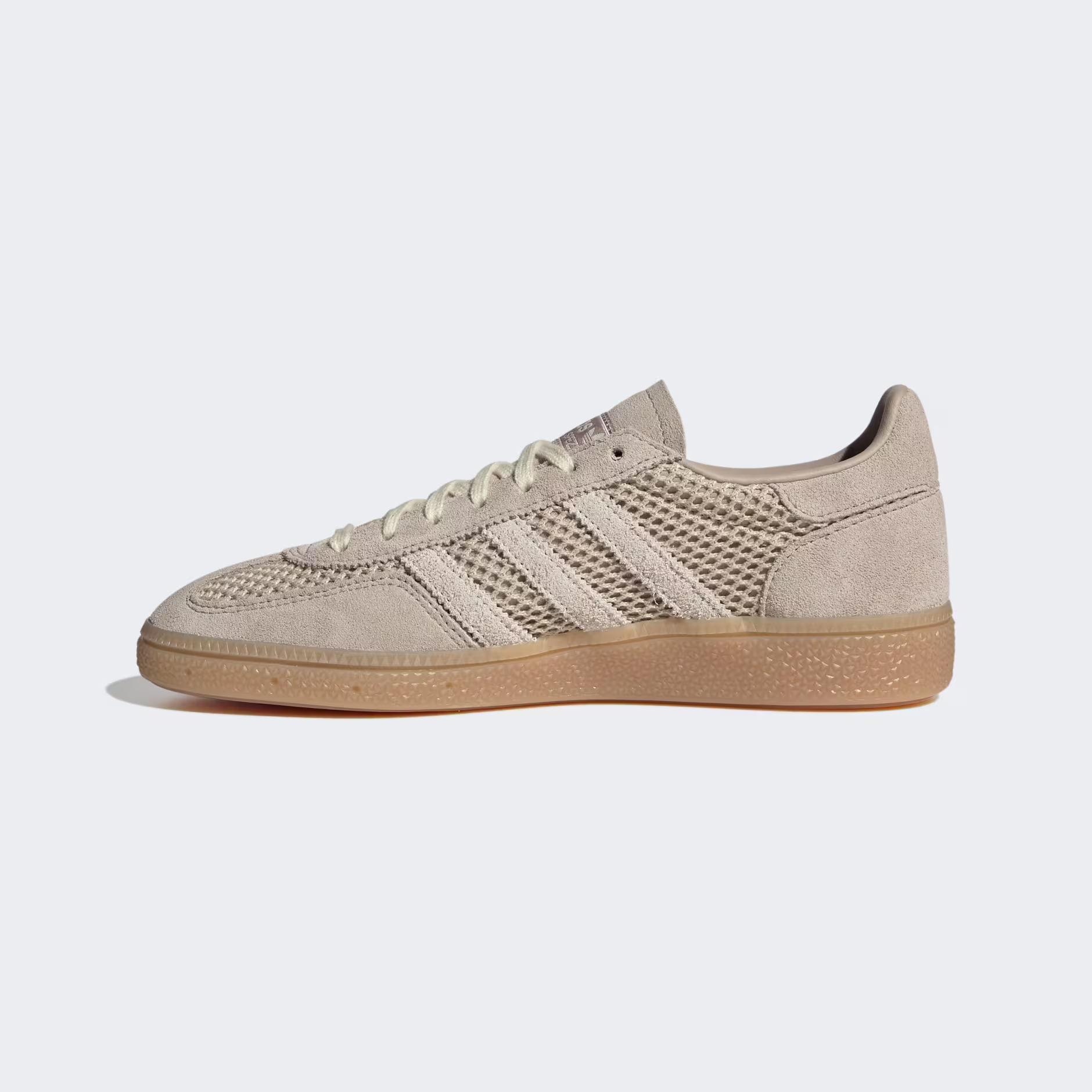 Adidas ქალის სპორტული ფეხსაცმელი