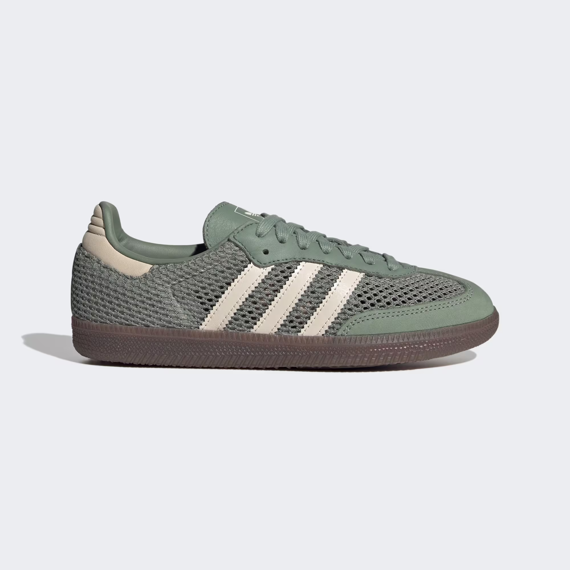 Adidas ქალის სპორტული ფეხსაცმელი