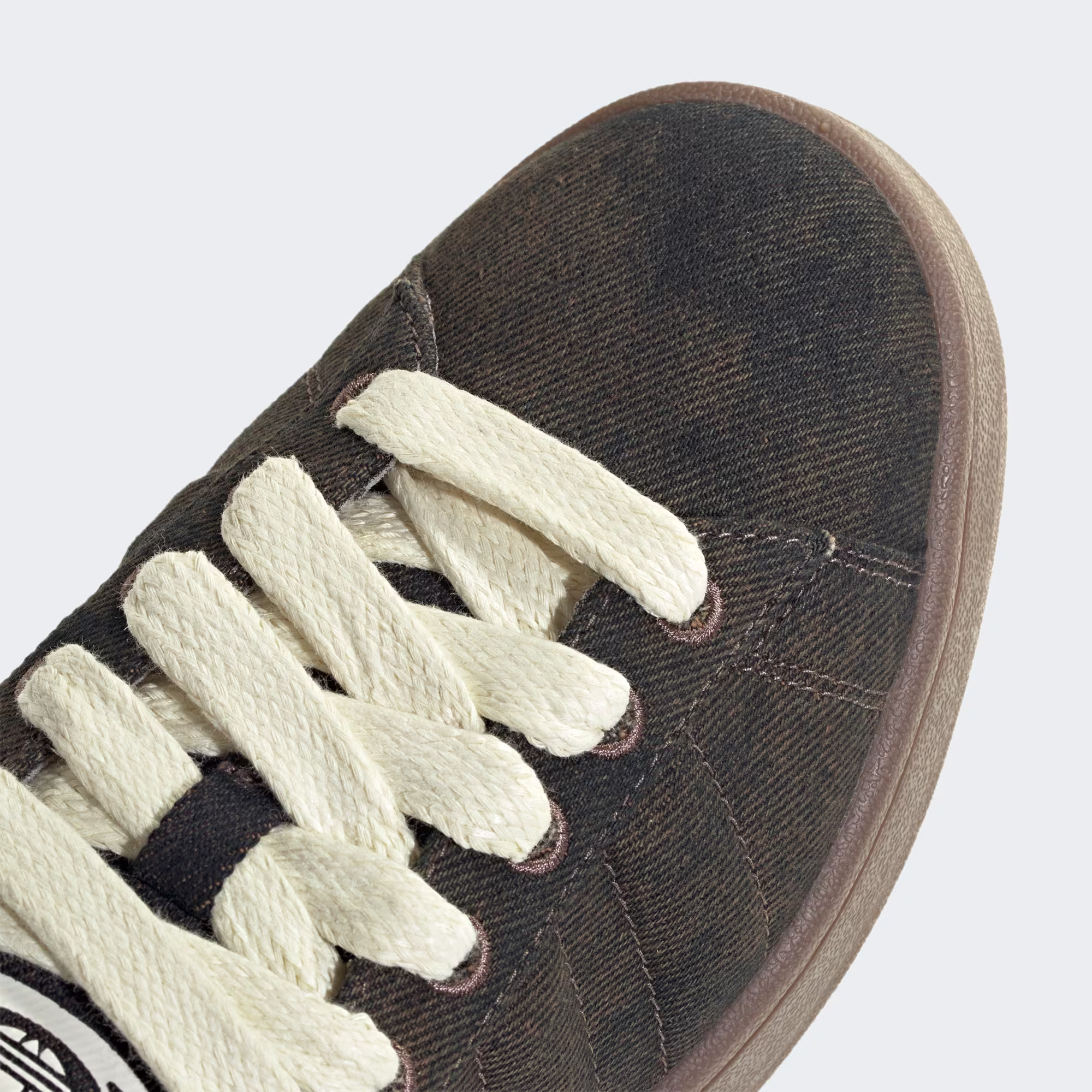 Adidas ქალის სპორტული ფეხსაცმელი