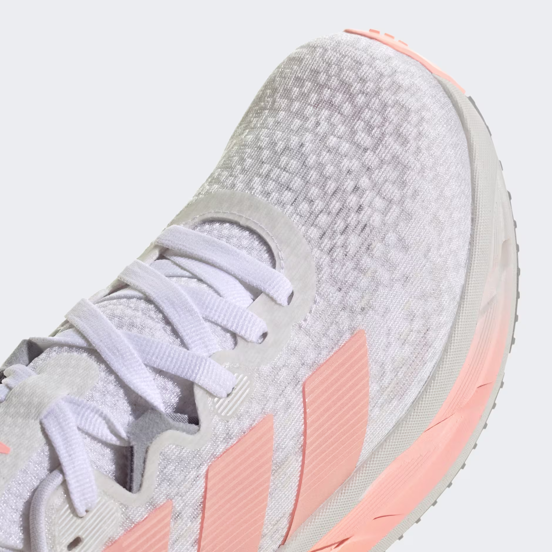 Adidas ქალის სპორტული ფეხსაცმელი