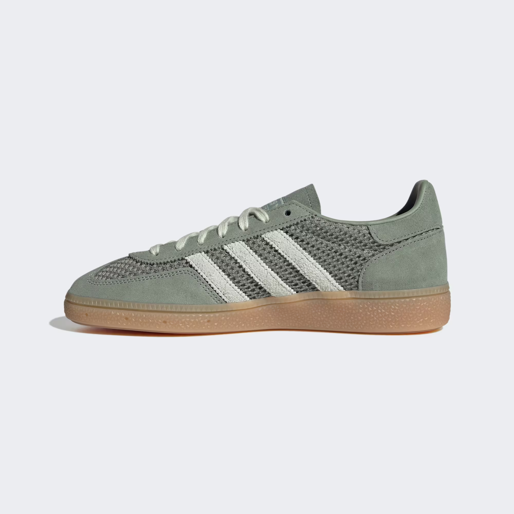 Adidas ქალის სპორტული ფეხსაცმელი