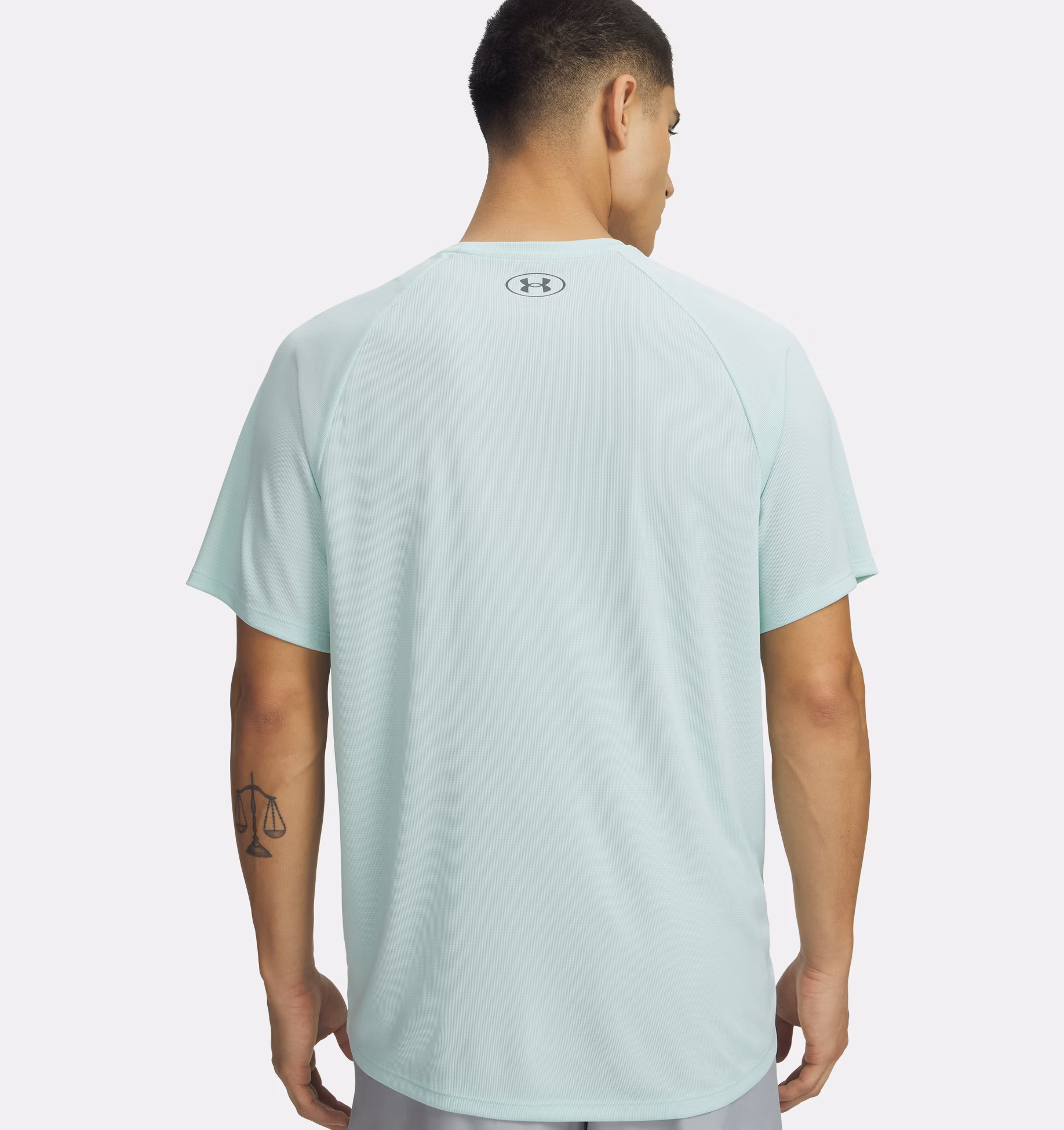 Under Armour მამაკაცის მაისური