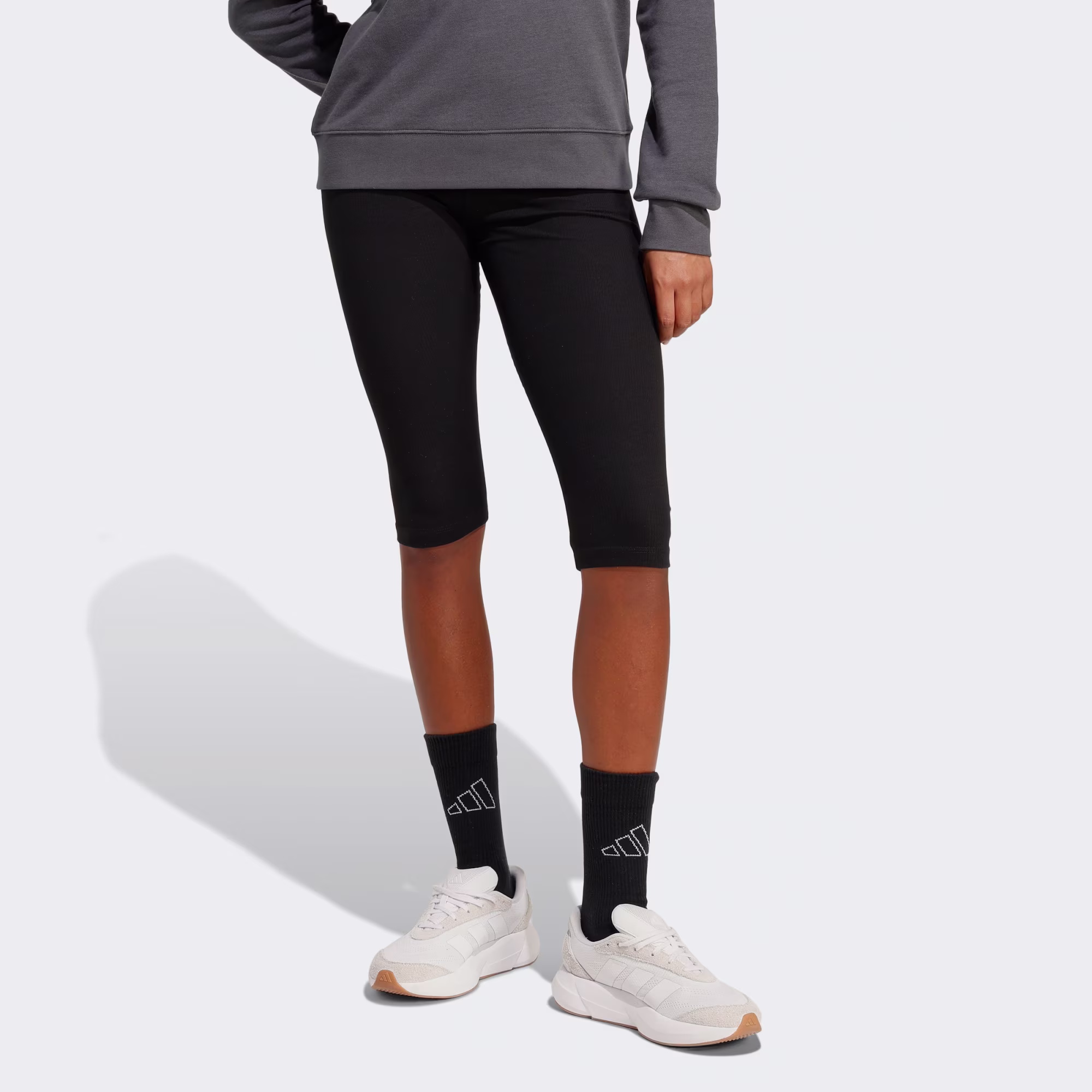 Adidas ქალის შორტი