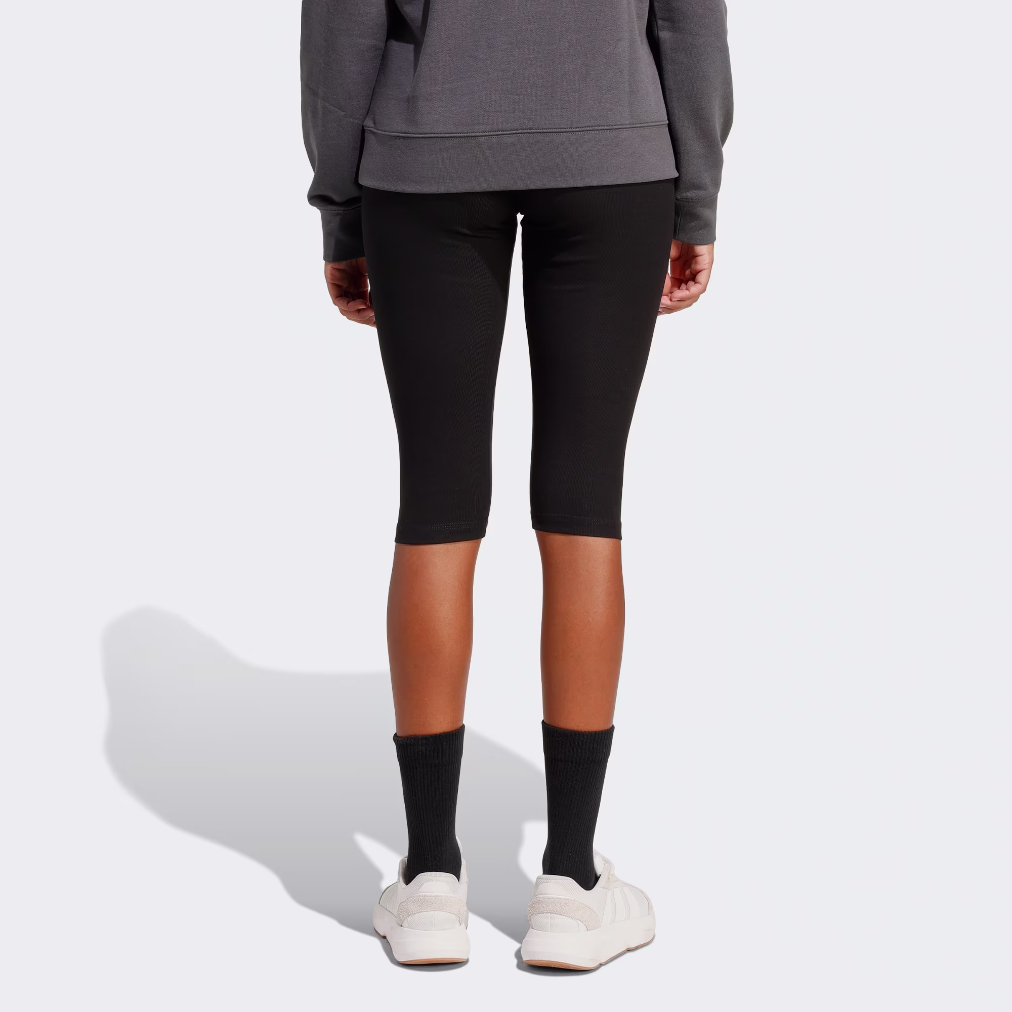 Adidas ქალის შორტი