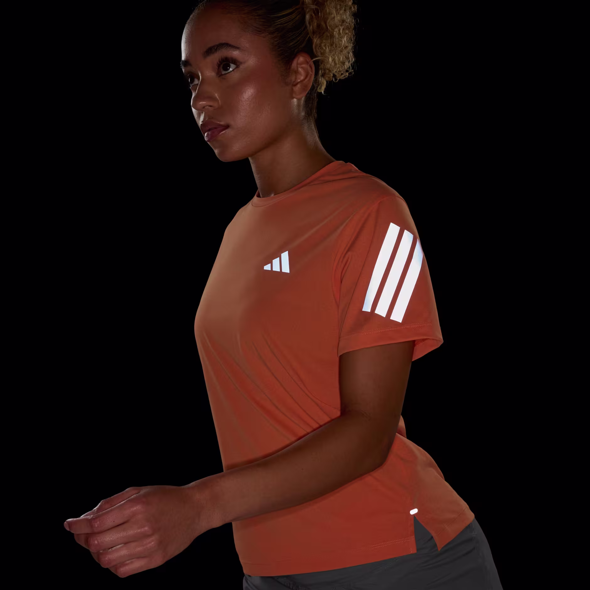 Adidas ქალის მაისური